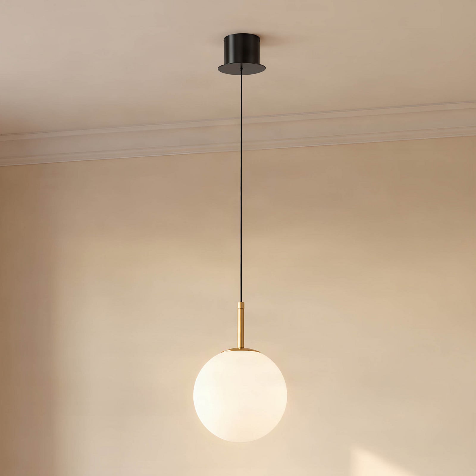 Joran LED Pendel Opal - Lucande - Spisestue - Moderne - Glass - Med en lyskilde