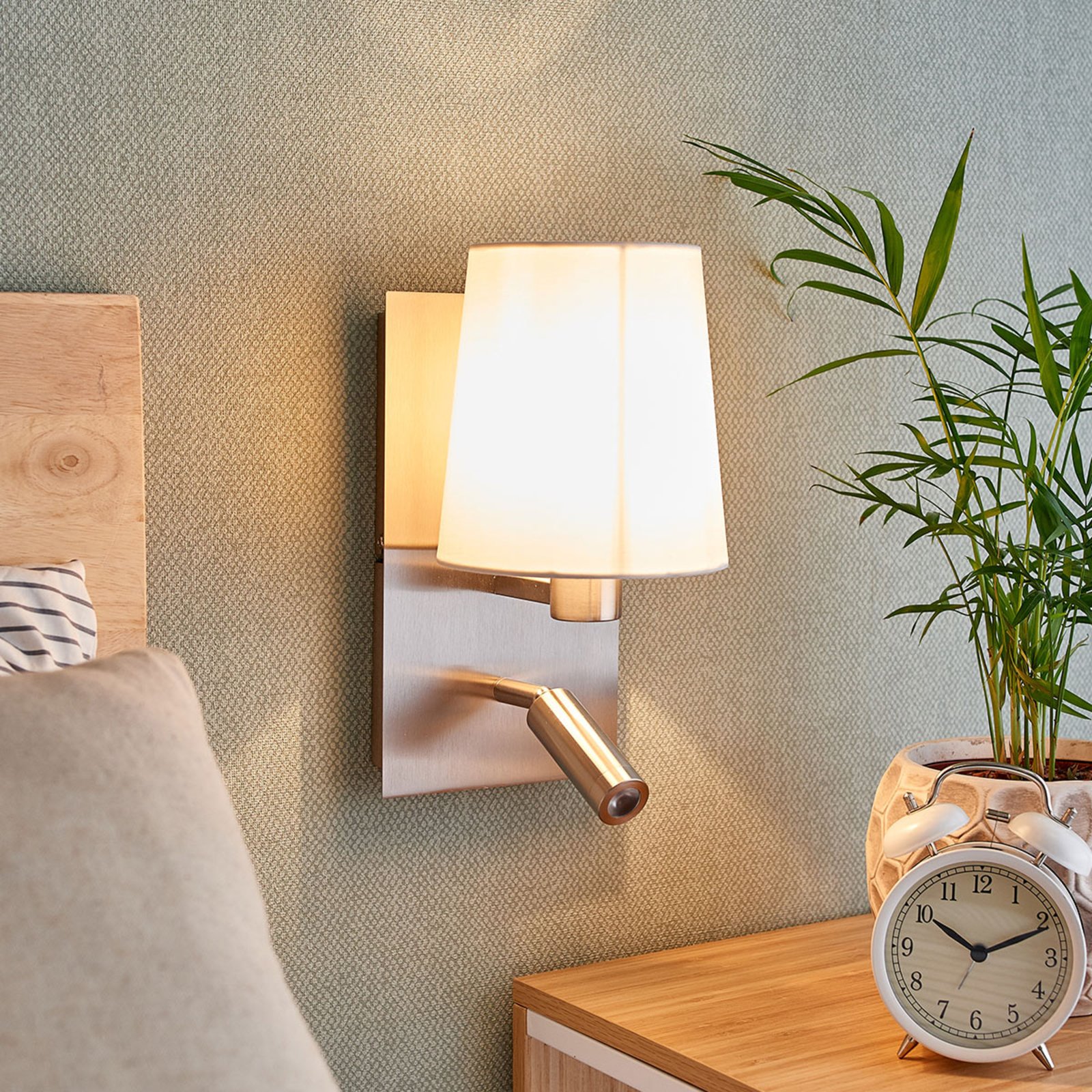 Aiden Wall Lamp White/Nickel - Lindby
