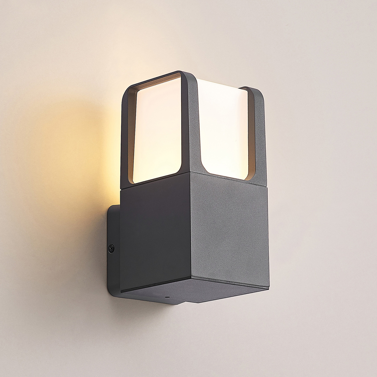 Lindby Kudani vonkajšie nástenné LED svietidlo