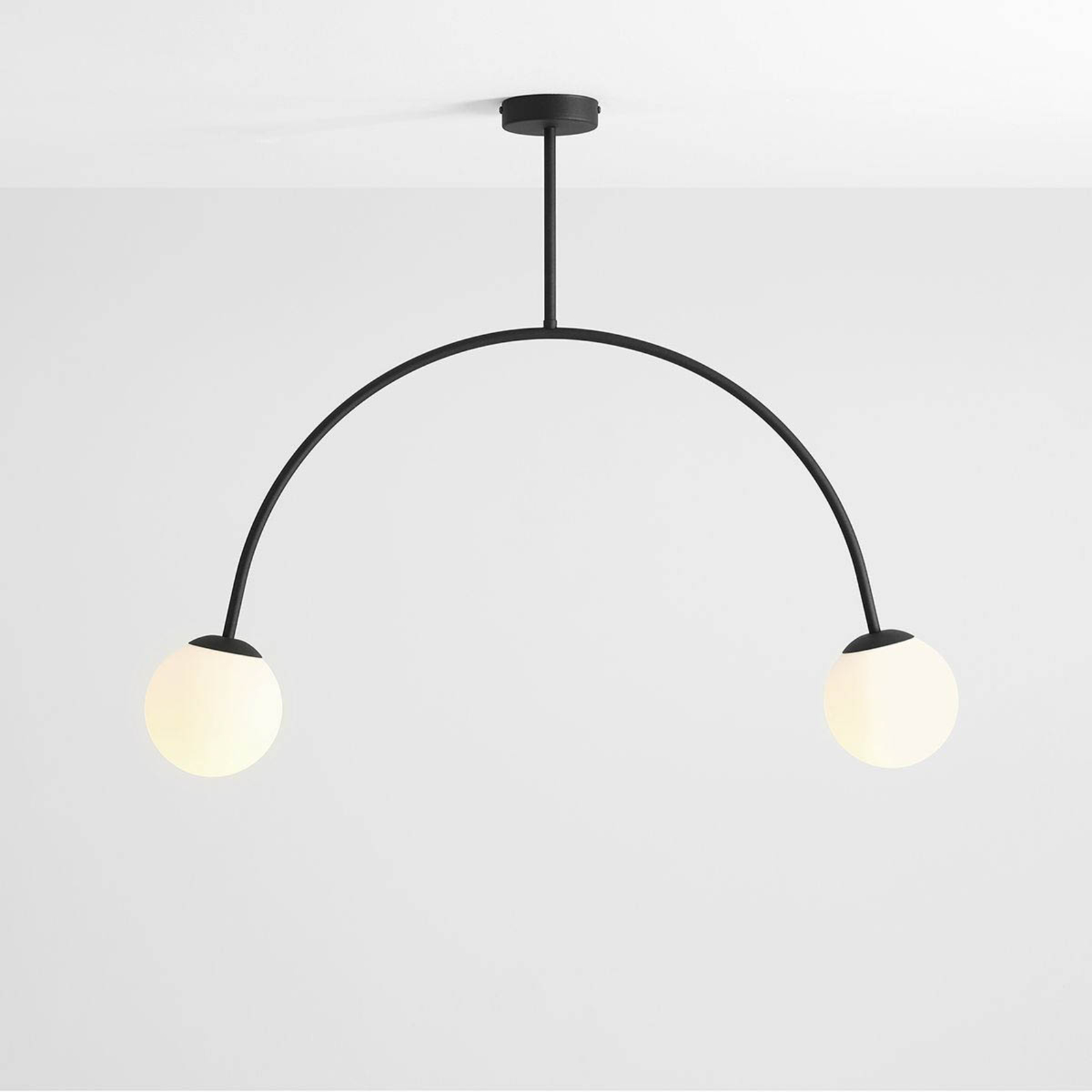 Alison ceiling lamp, black/white, 2-bulb, 84 cm