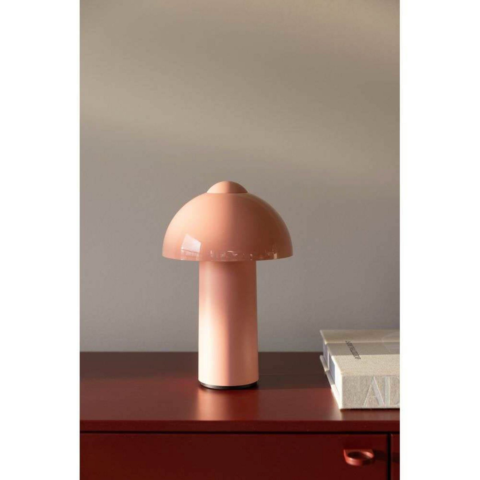 Buddy Portable Tischleuchte IP44 Blush - Globen Lighting