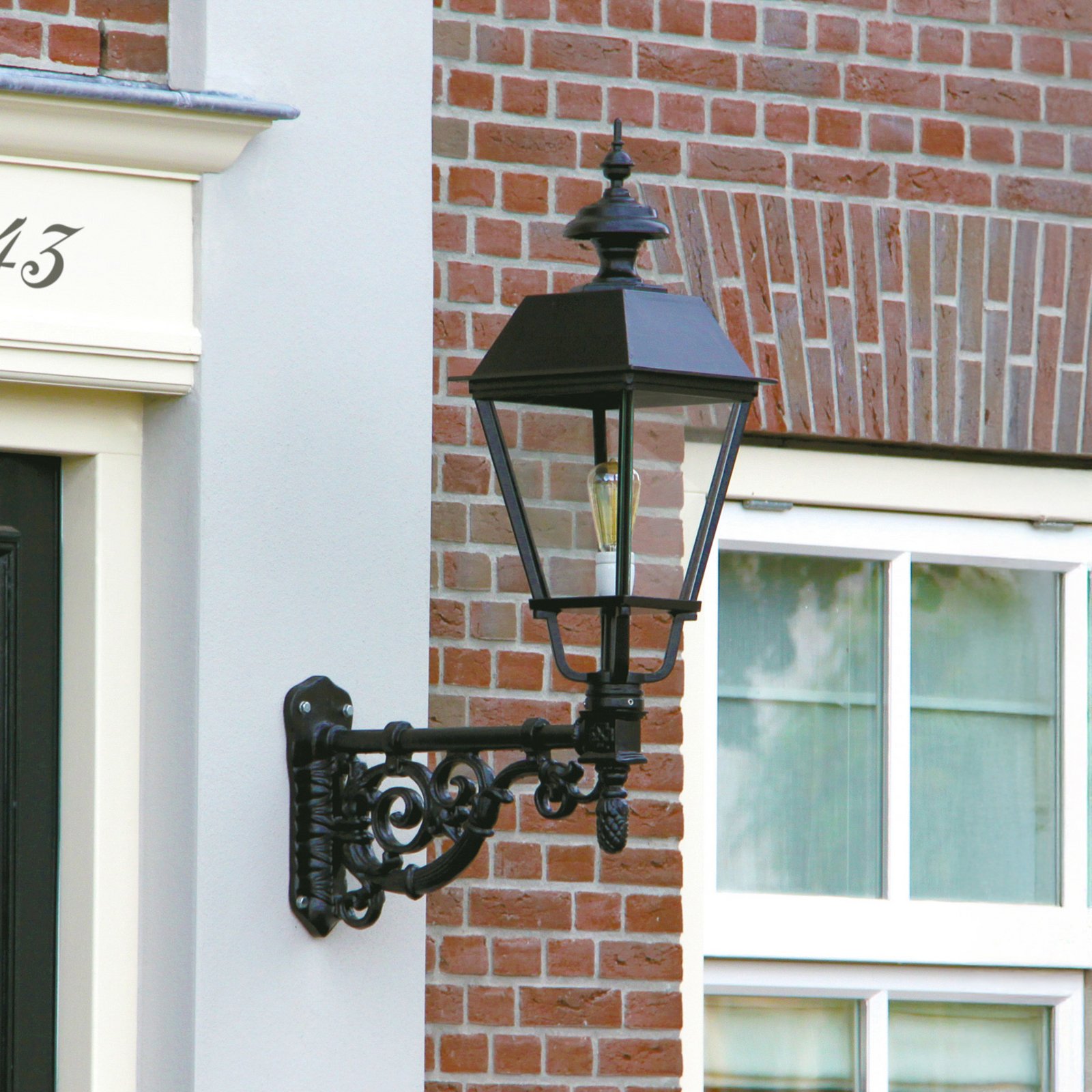 Smaakvolle buitenwandlamp M43, zwart