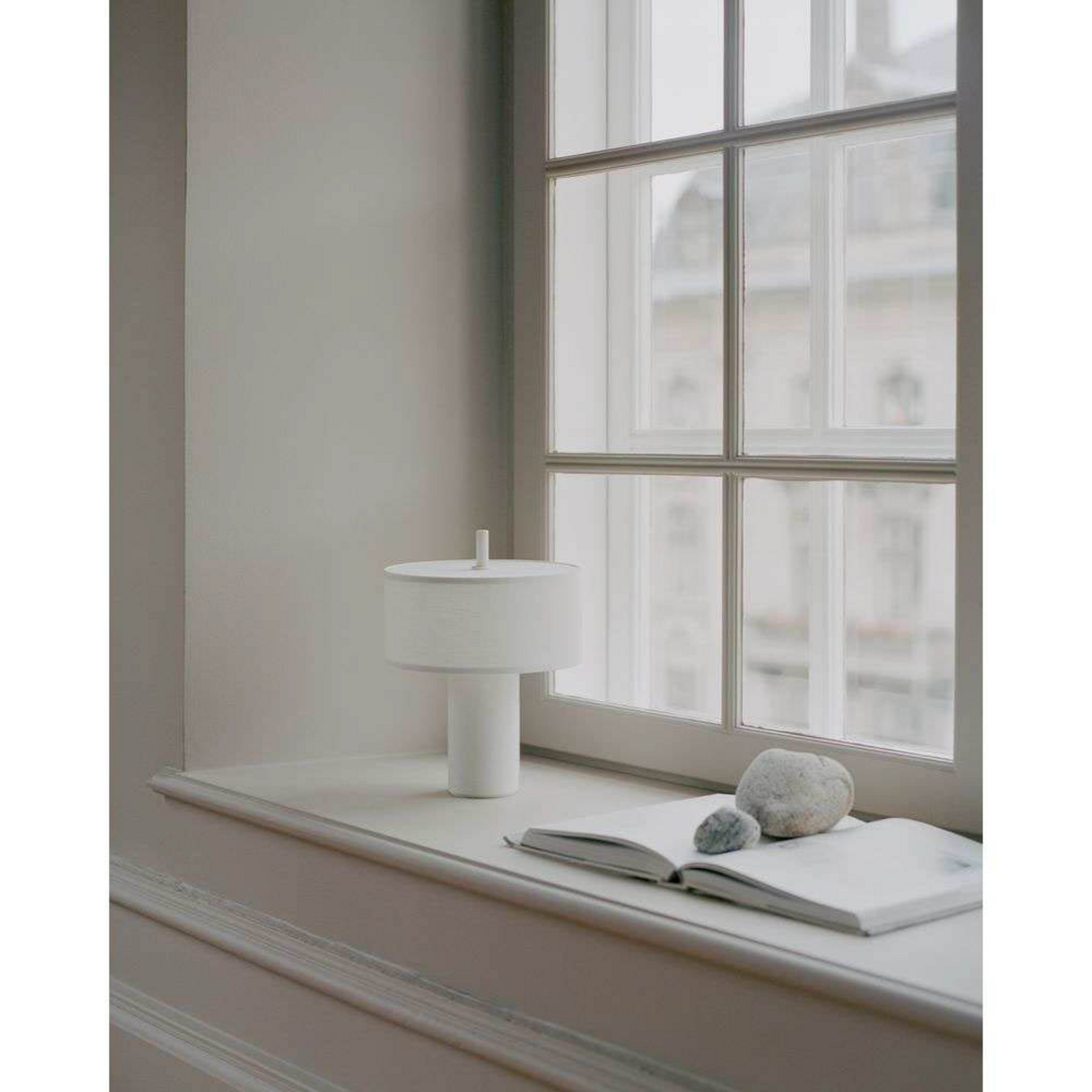 Margin Portable Bordslampa White Canvas - New Works