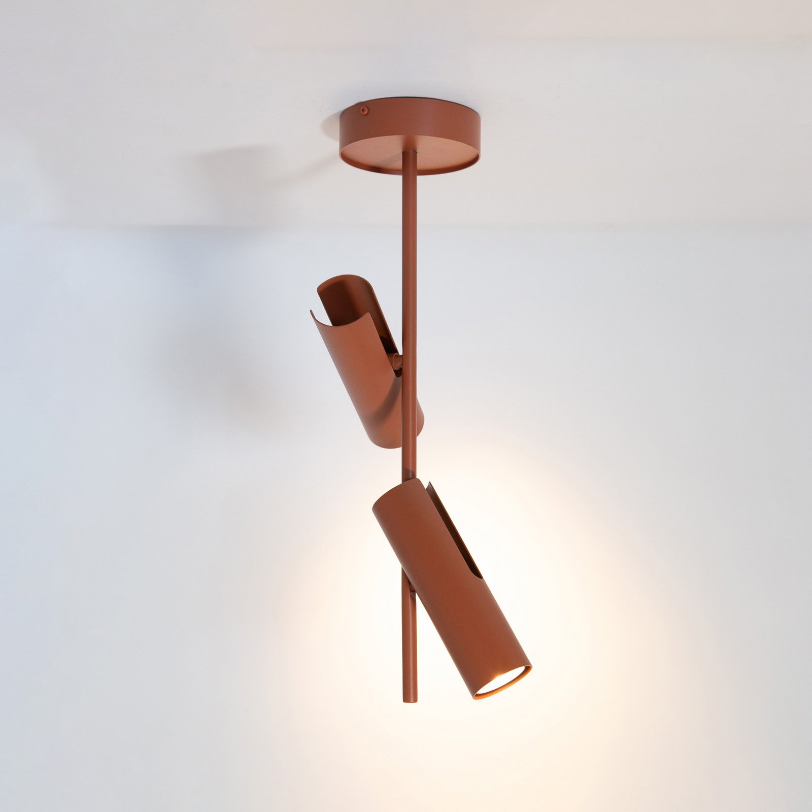 Leda 2 downlight, brick red, 2-bulb, height 55 cm