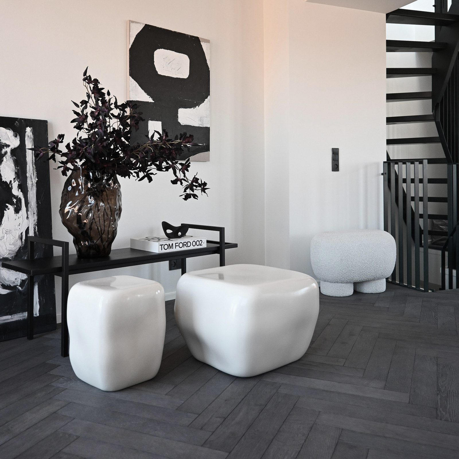 Stolik pomocniczy Ishi, biały, szerokość 31 cm, szkło – 101 Copenhagen