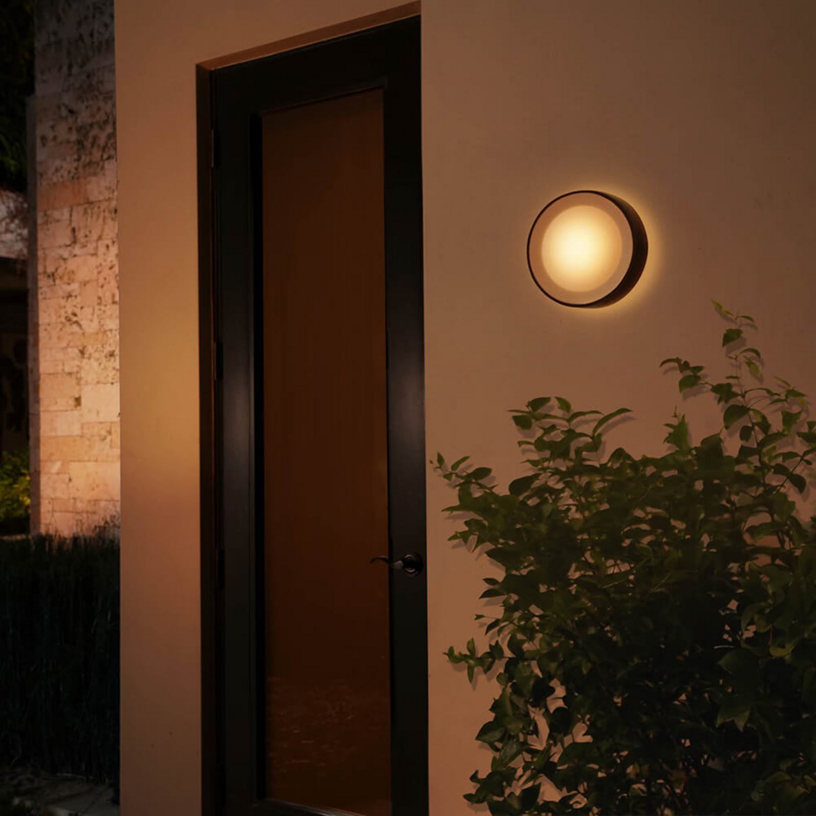 Daylo Aplica de Exterior White/Color Amb. Black - Philips Hue