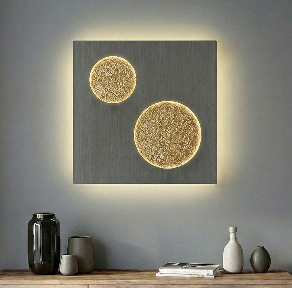 Lucande Delin LED-vägglampa grå/guld 55 x 55 cm dimbar, grå från Lucande