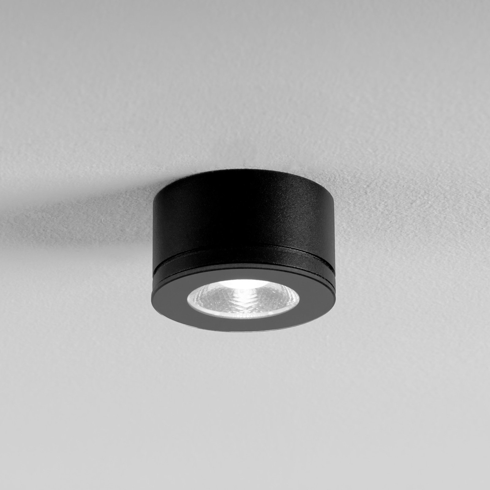 EGG LED downlight Newton black 30° 3,000 K Ø 6.3 cm IP54