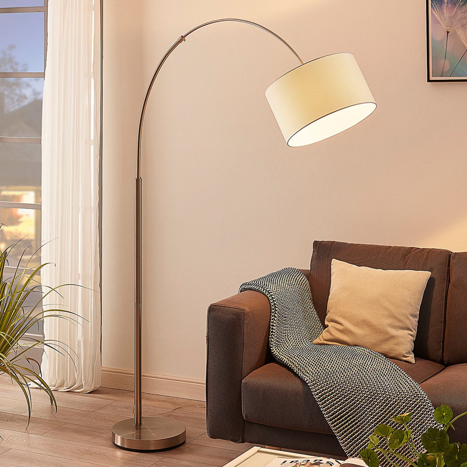 Railyn Gulvlampe Cream/Nickel - Lindby