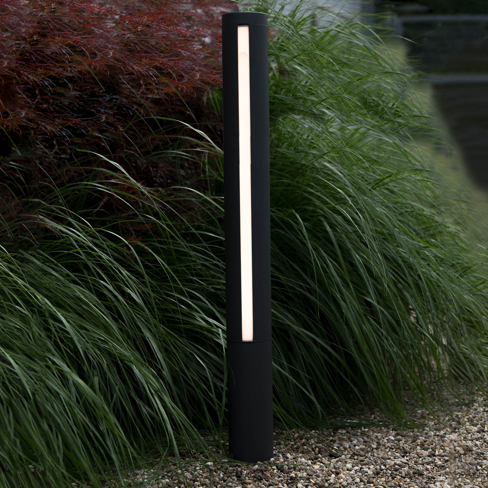 Chodníkové LED svietidlo Lilia, výška 125 cm