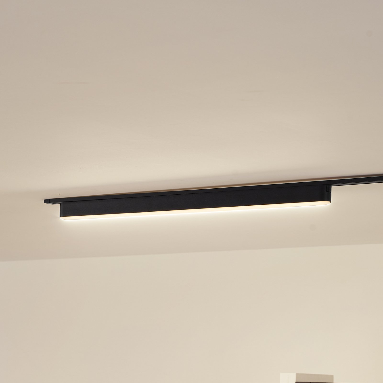 Lindby LED-Leiste 48 V Lumaro, schwarz, 20 W, Kunststoff