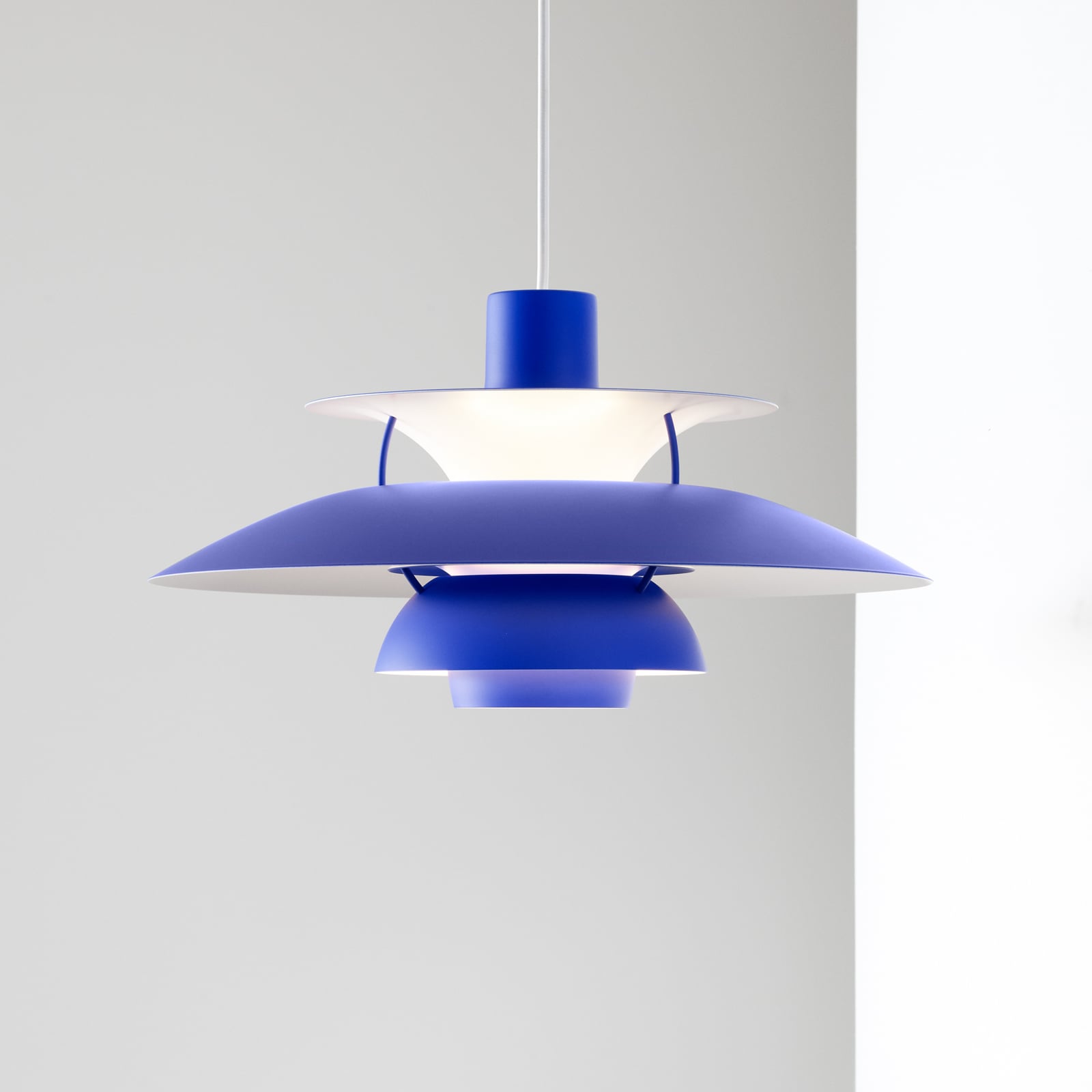 PH 5 Lampa Wisząca Monochrome Blue - Louis Poulsen