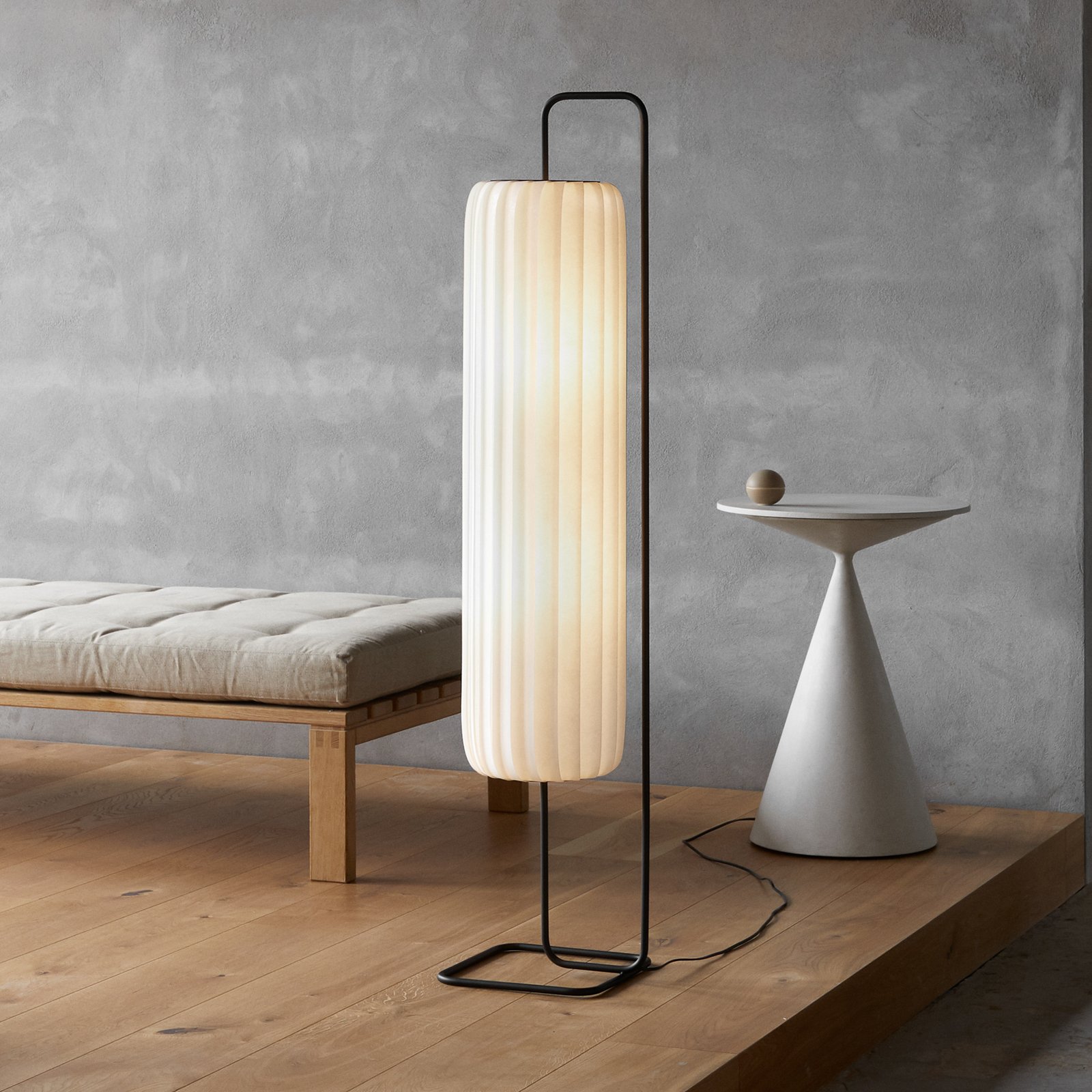 TR37 Gulvlampe White 25x143 - Tom Rossau