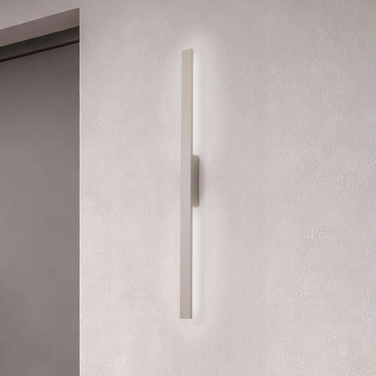 LED-Wandleuchte Demi M, sand, Aluminium, Höhe 100 cm, IP54 günstig online kaufen