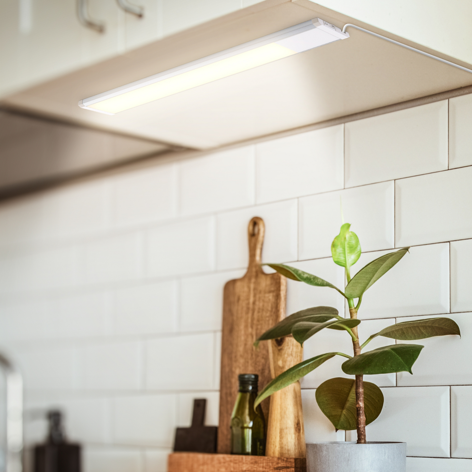 LED meubelverlichting Lord, lengte 57,5 cm, zilver, 3.000 K