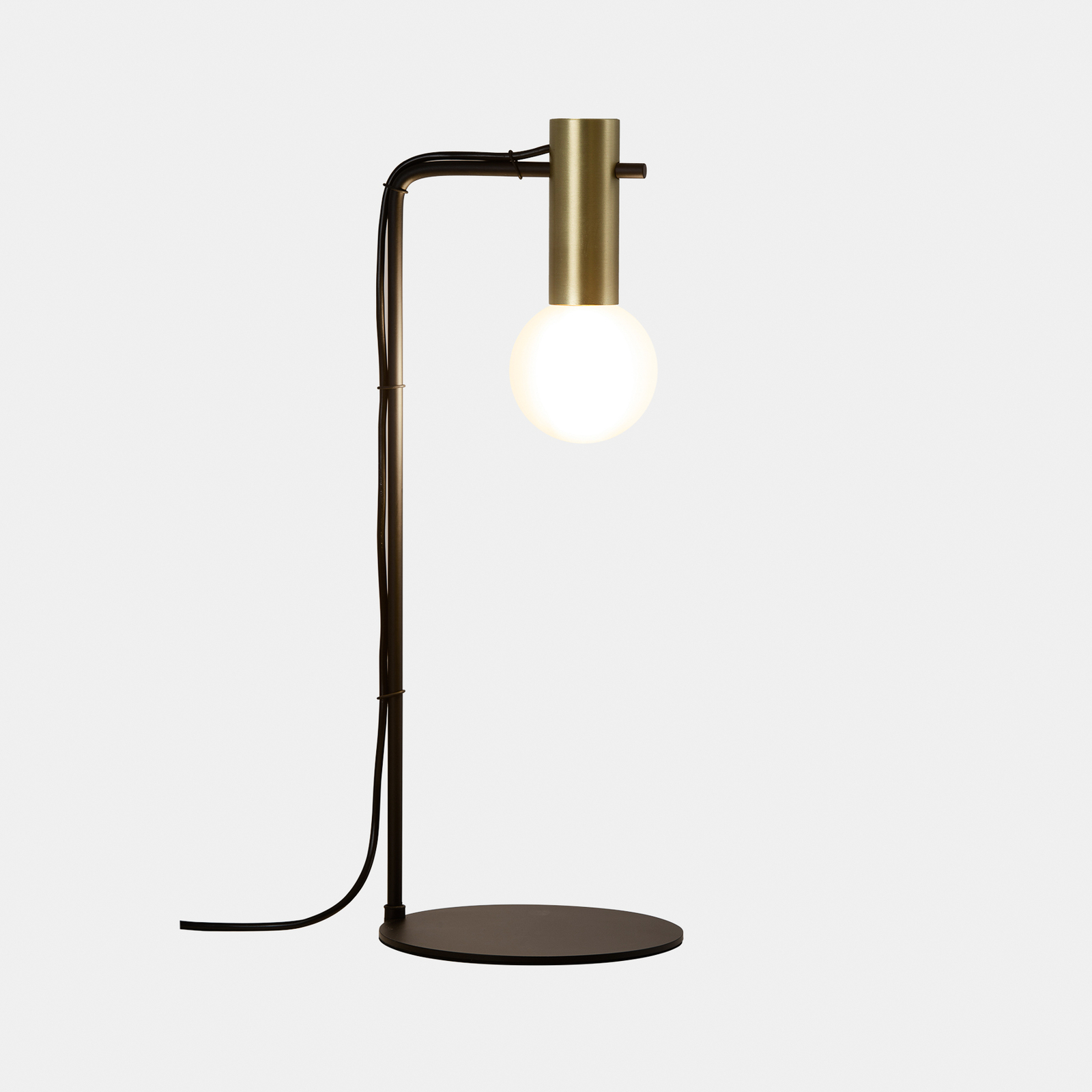 LEDS-C4 Nude Curved lámpara de mesa E27 oro/negro