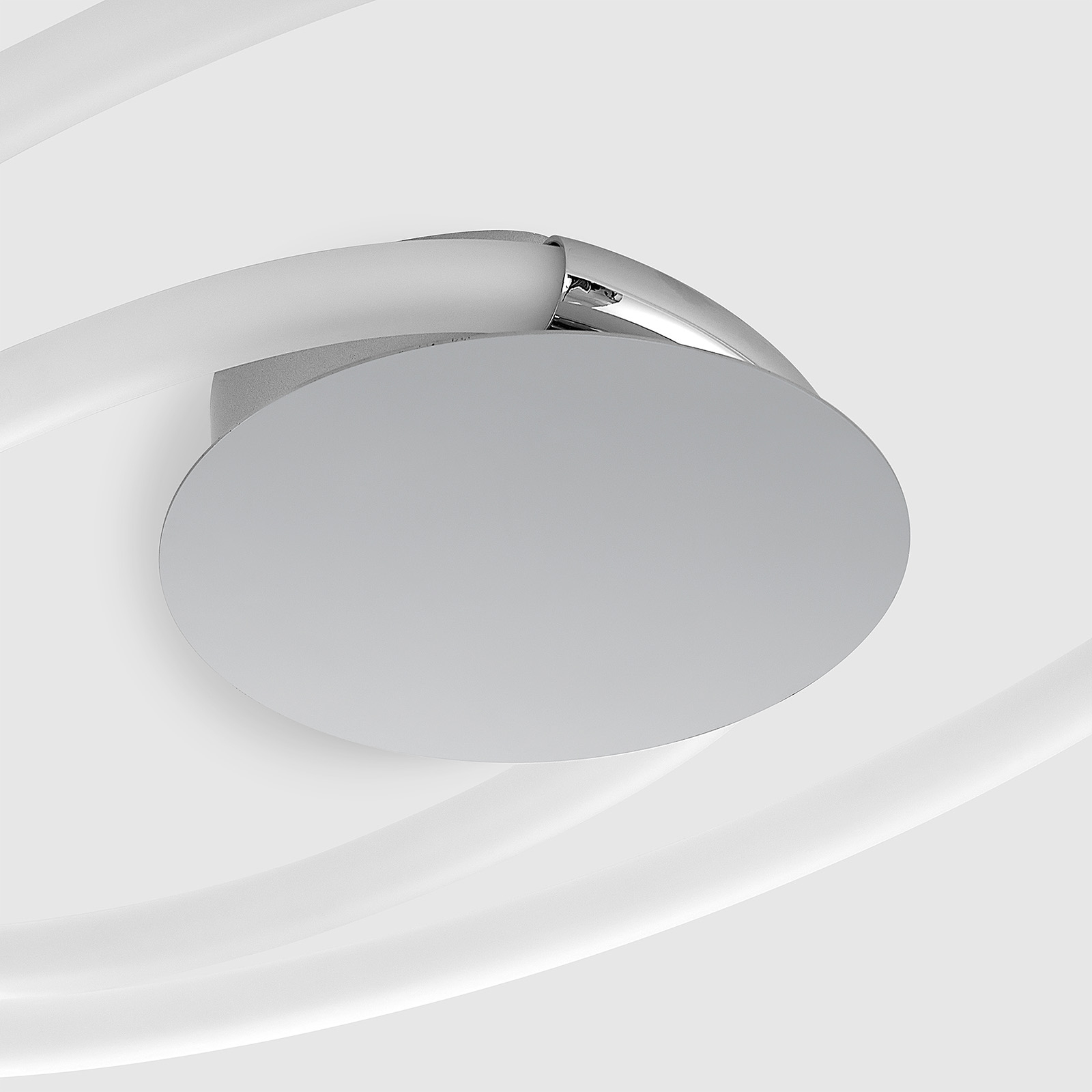 Lucande Ovala LED-Deckenleuchte, 72 cm