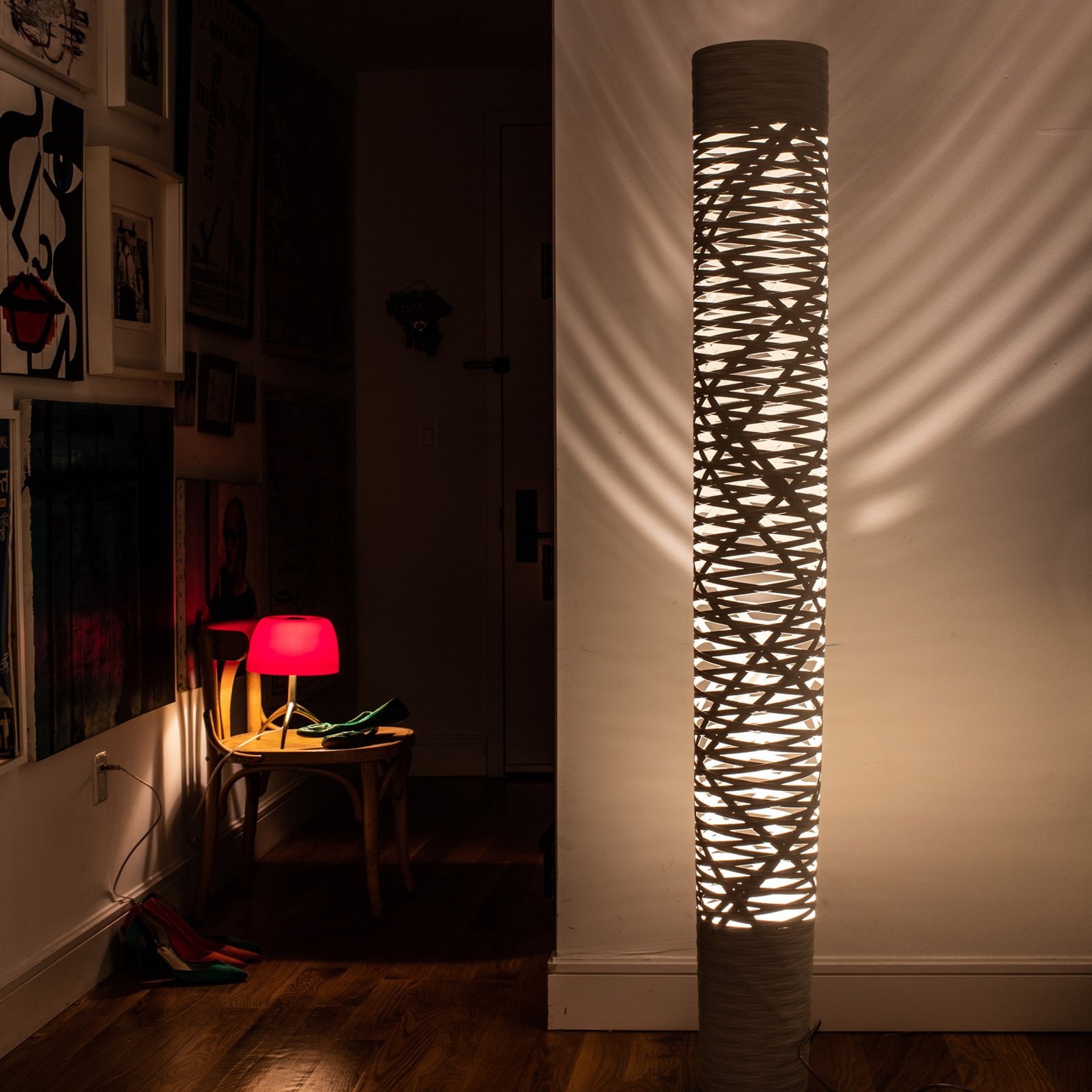 Foscarini Tress grande lámpara de pie LED, blanco