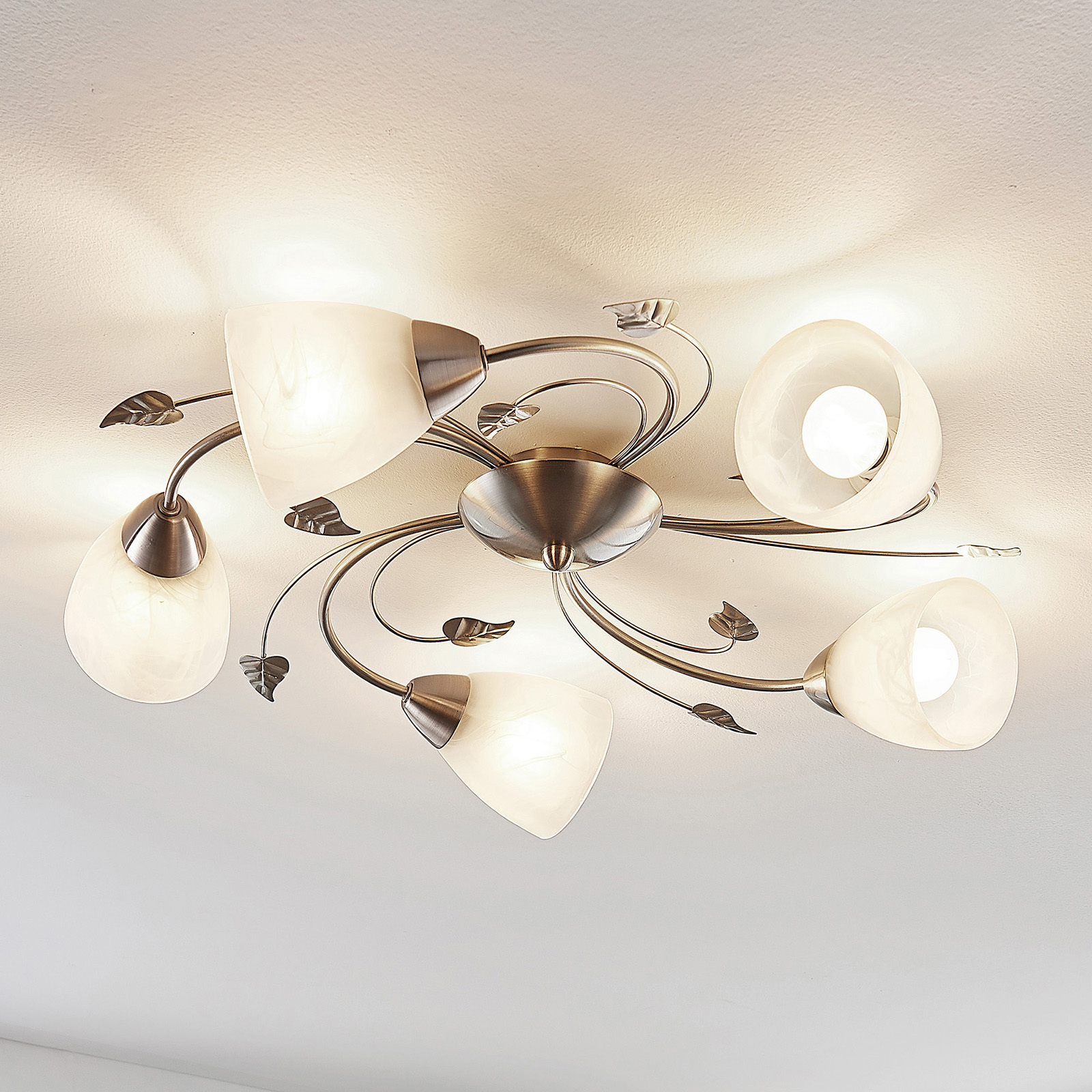 Lindby Yannie LED ceiling light, five-bulb, for Living / Dining Room, metal, glass, E14, 4 W, energy efficiency: A++, H: 15 cm