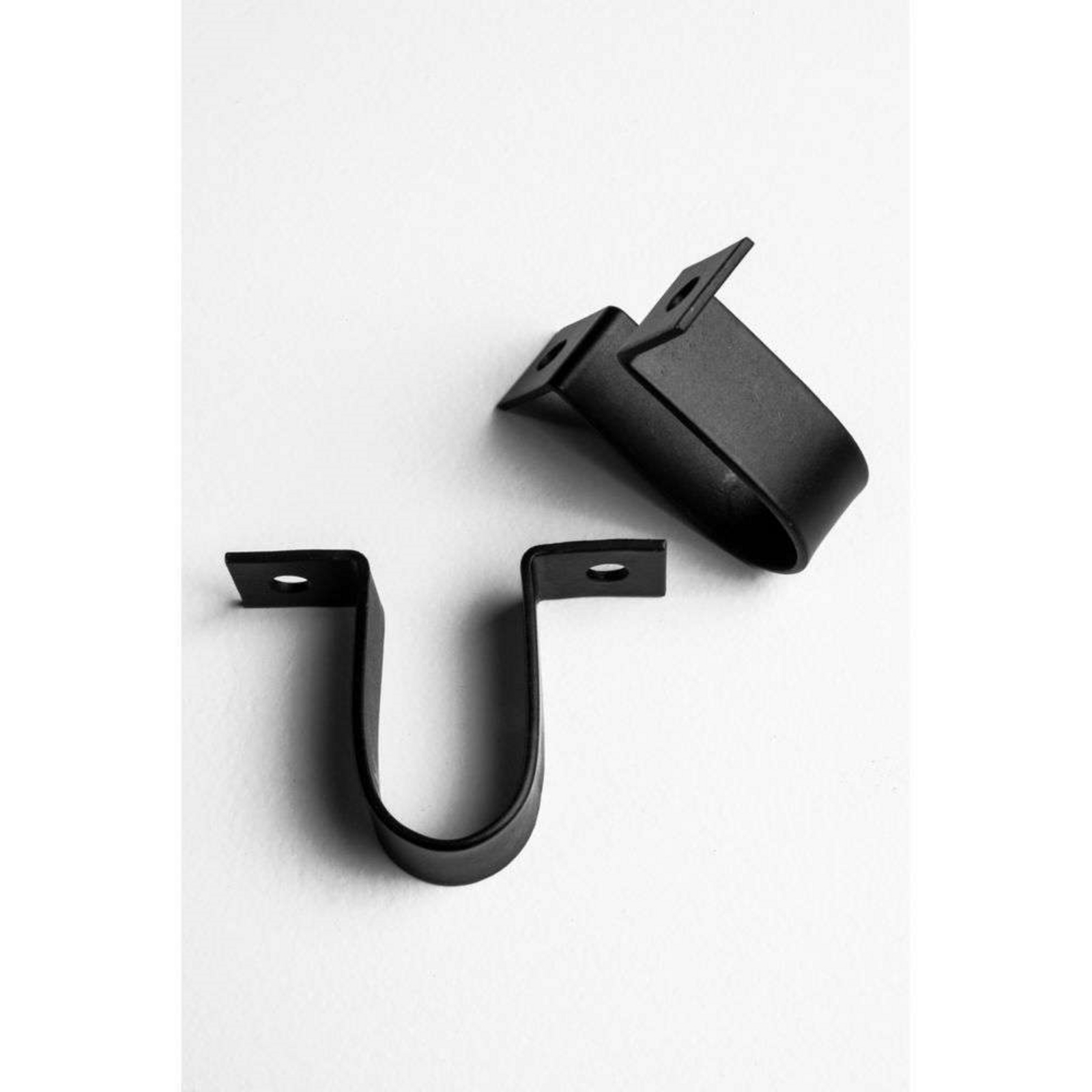 Swan 3 Ceiling Lamp Black - Globen Lighting