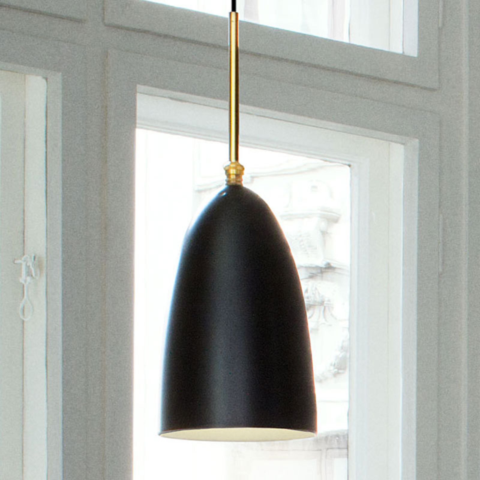 Gräshoppa Pendant Jet-Black - GUBI