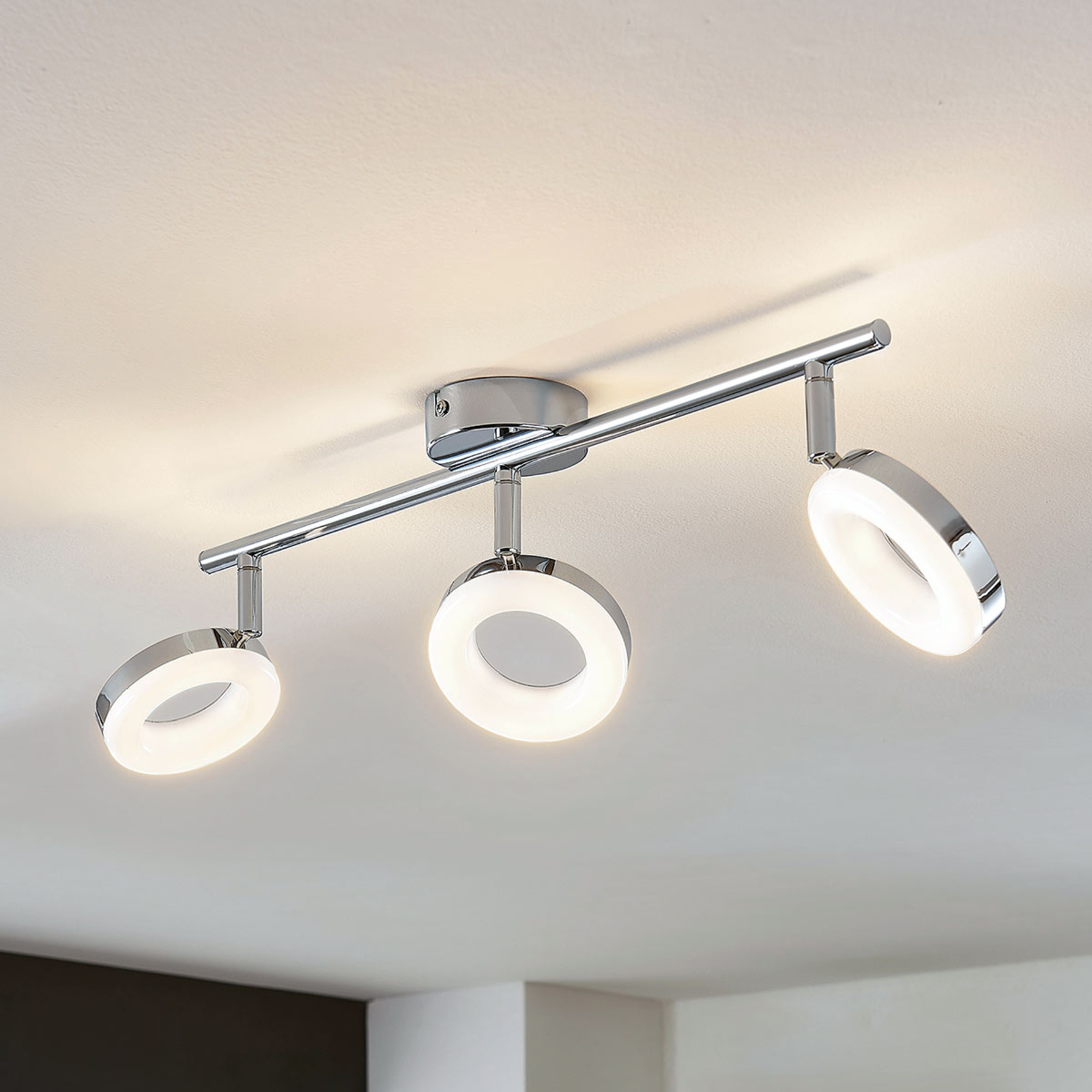 LED-Deckenleuchte Ringo 3-flammig lang