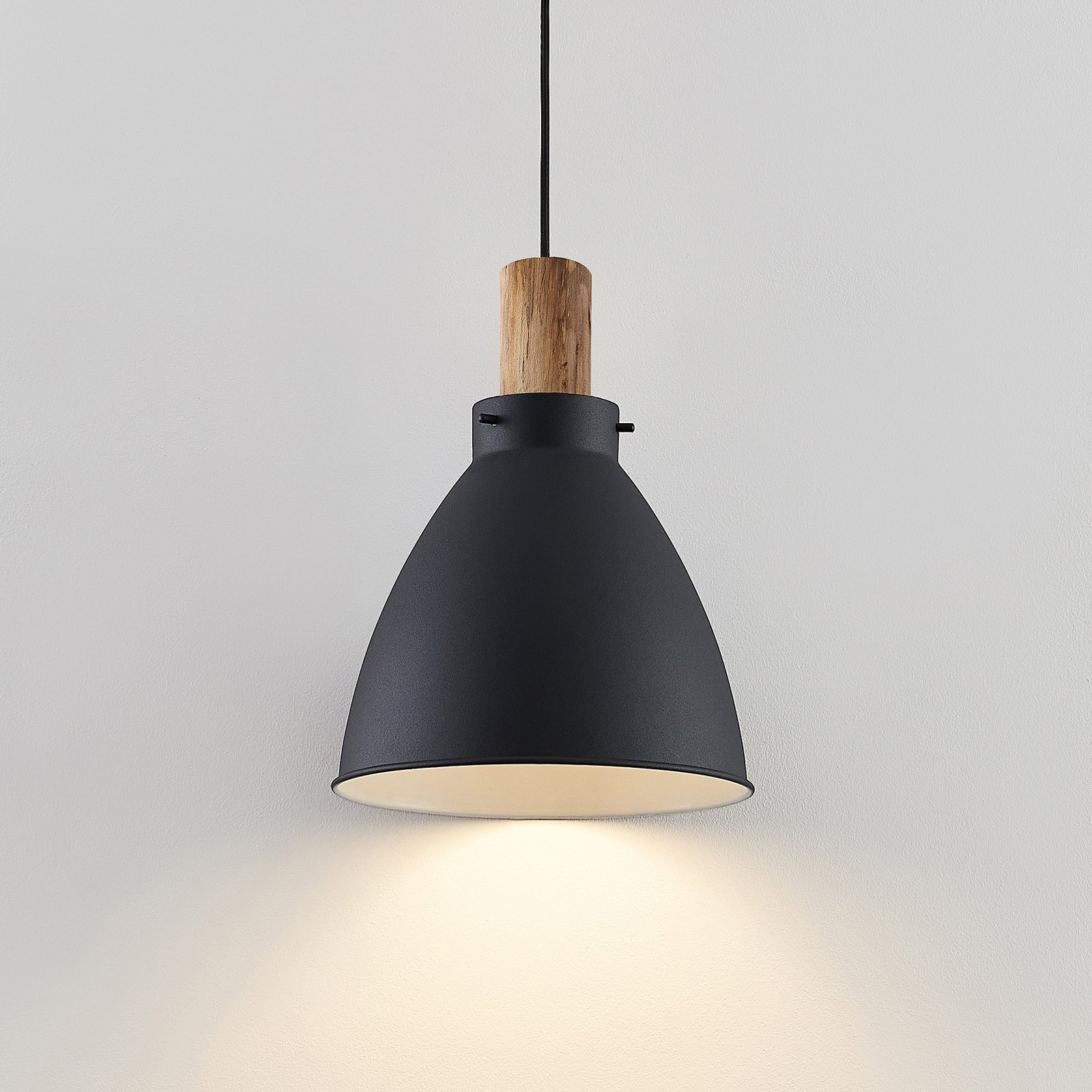 Lindby Trebale hanging light, 1-bulb