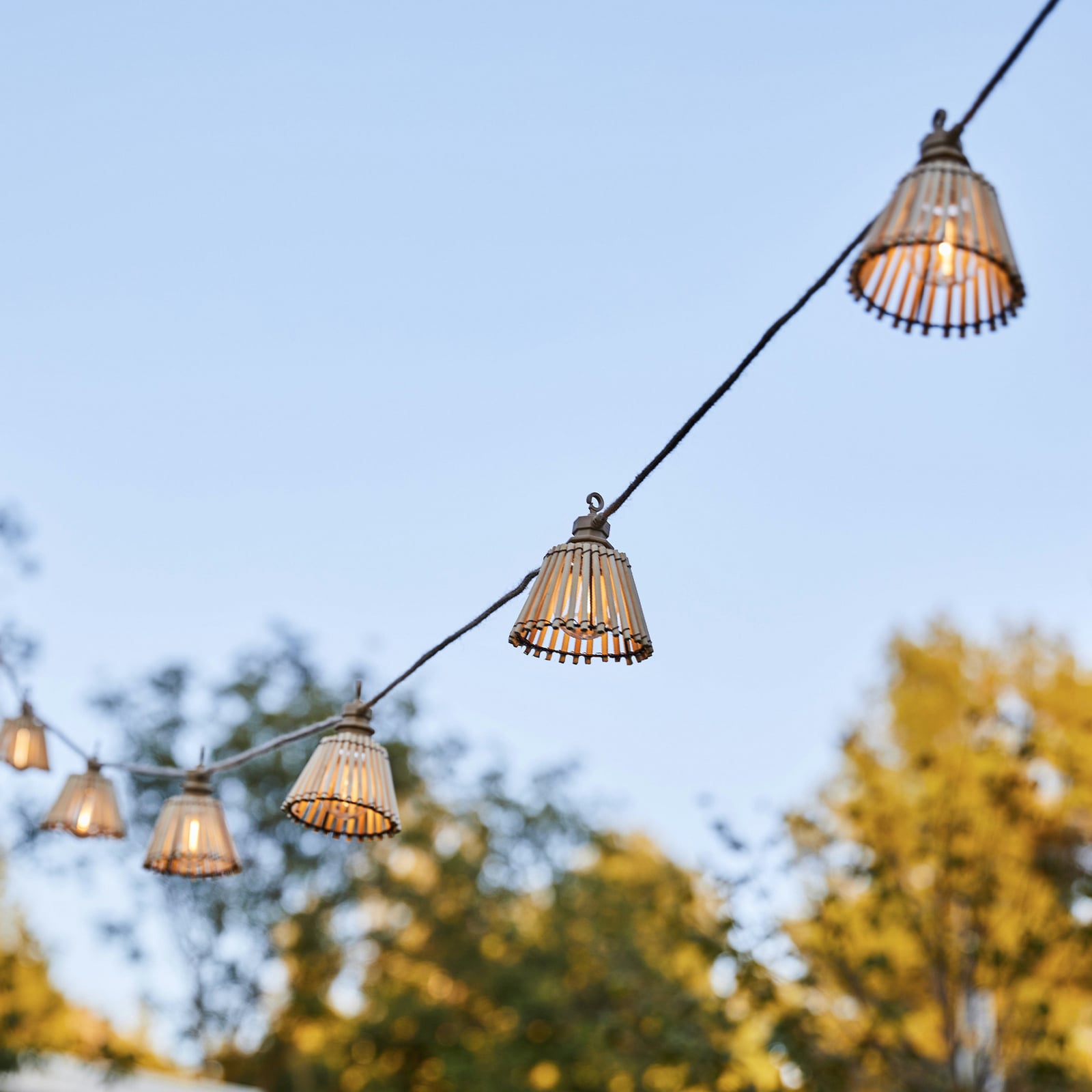 Guirlanda de luzes LED solar Natura HYBRID, castanho claro, comprimento 8 m
