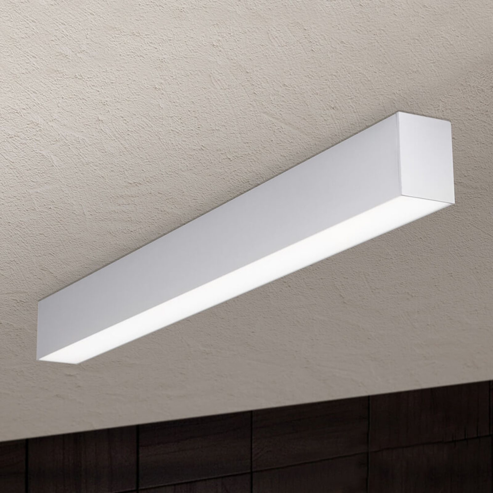 LED-Deckenleuchte Sando mit Aufhängeset
