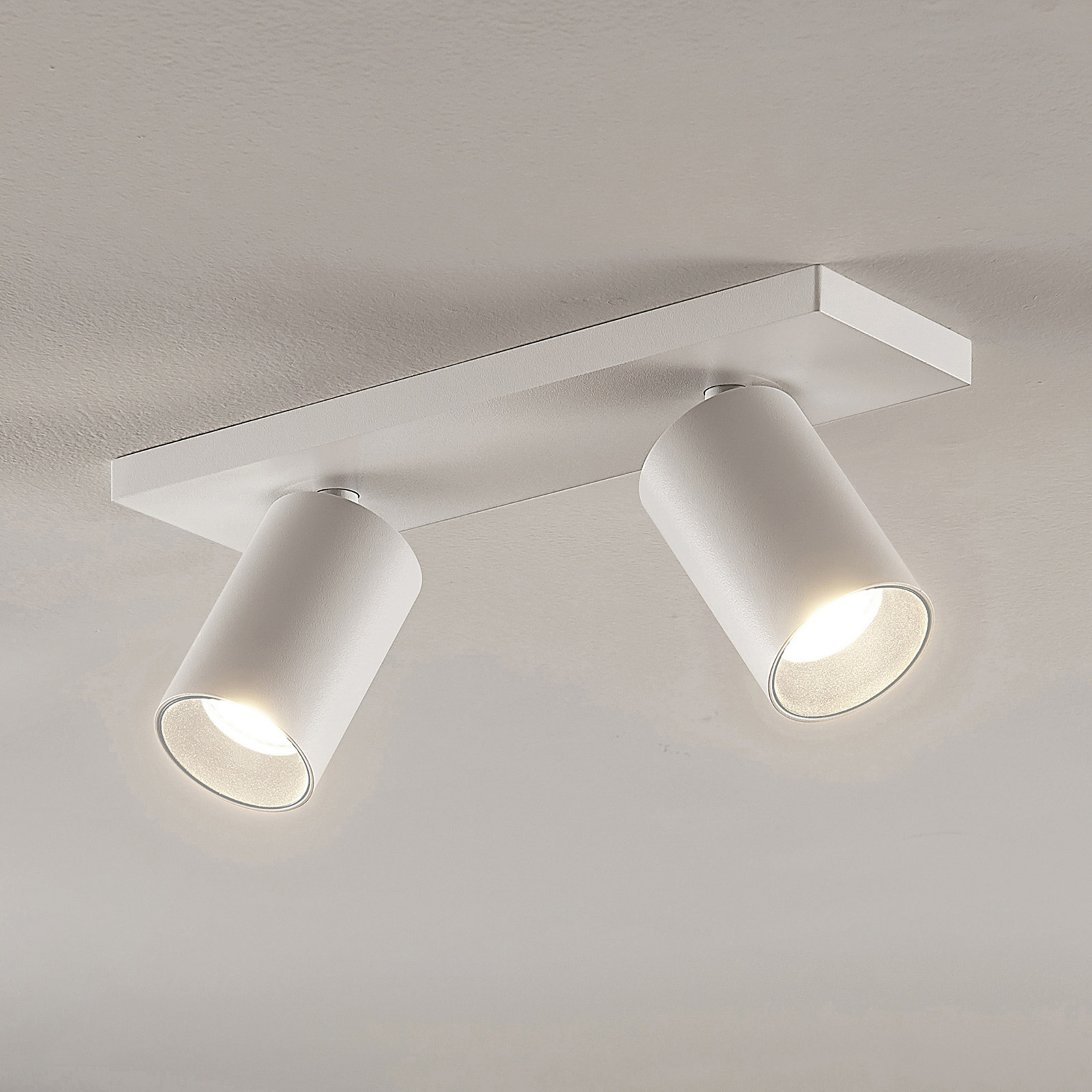 Arcchio Foco Brinja, blanco, angular, Ø 6 cm, 2 luces, GU10