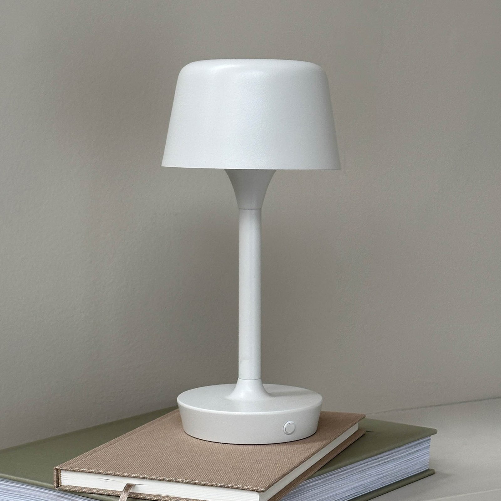 Dyberg Larsen LED table lamp Flow, cream, height 25 cm