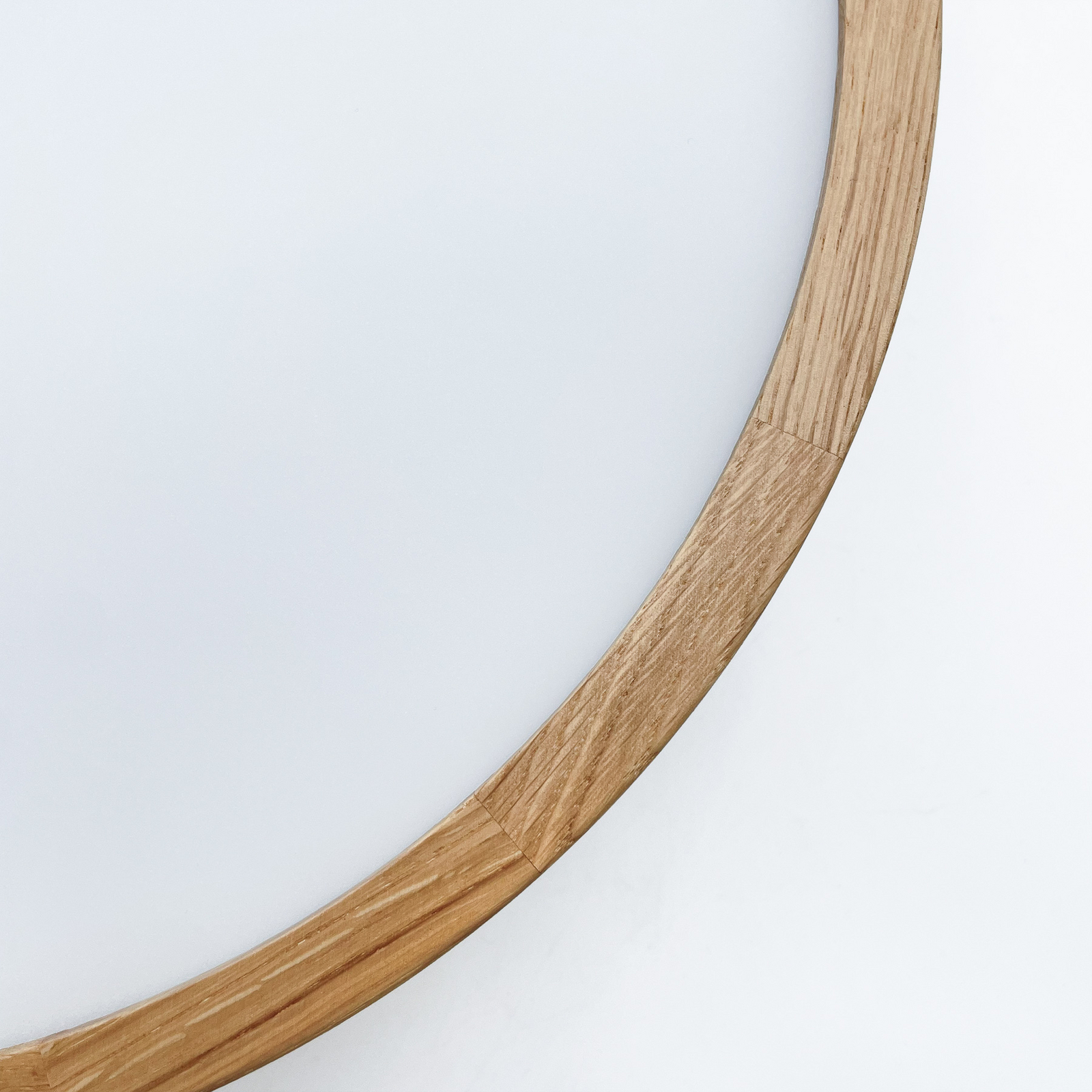 Deckenleuchte Linaro, Eichenholz/Glas, Ø 38 cm, E27 Deckenleuchte Linaro, Eichenholz/Glas, Ø 38 cm, E27