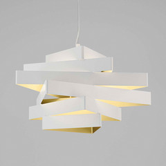 Lampa wisząca Miles składająca się z sześciu trójkątów
