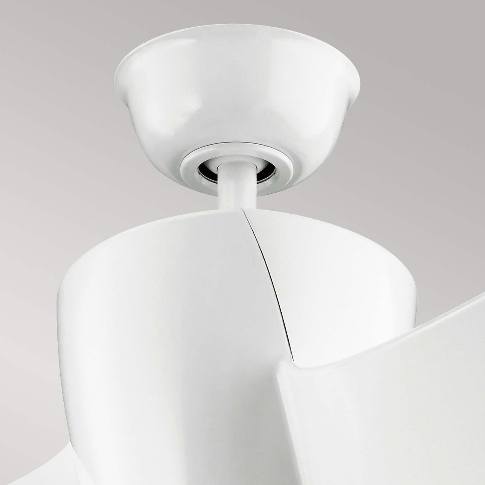 Ventilateur de plafond LED Phree 56, à trois pales, blanc