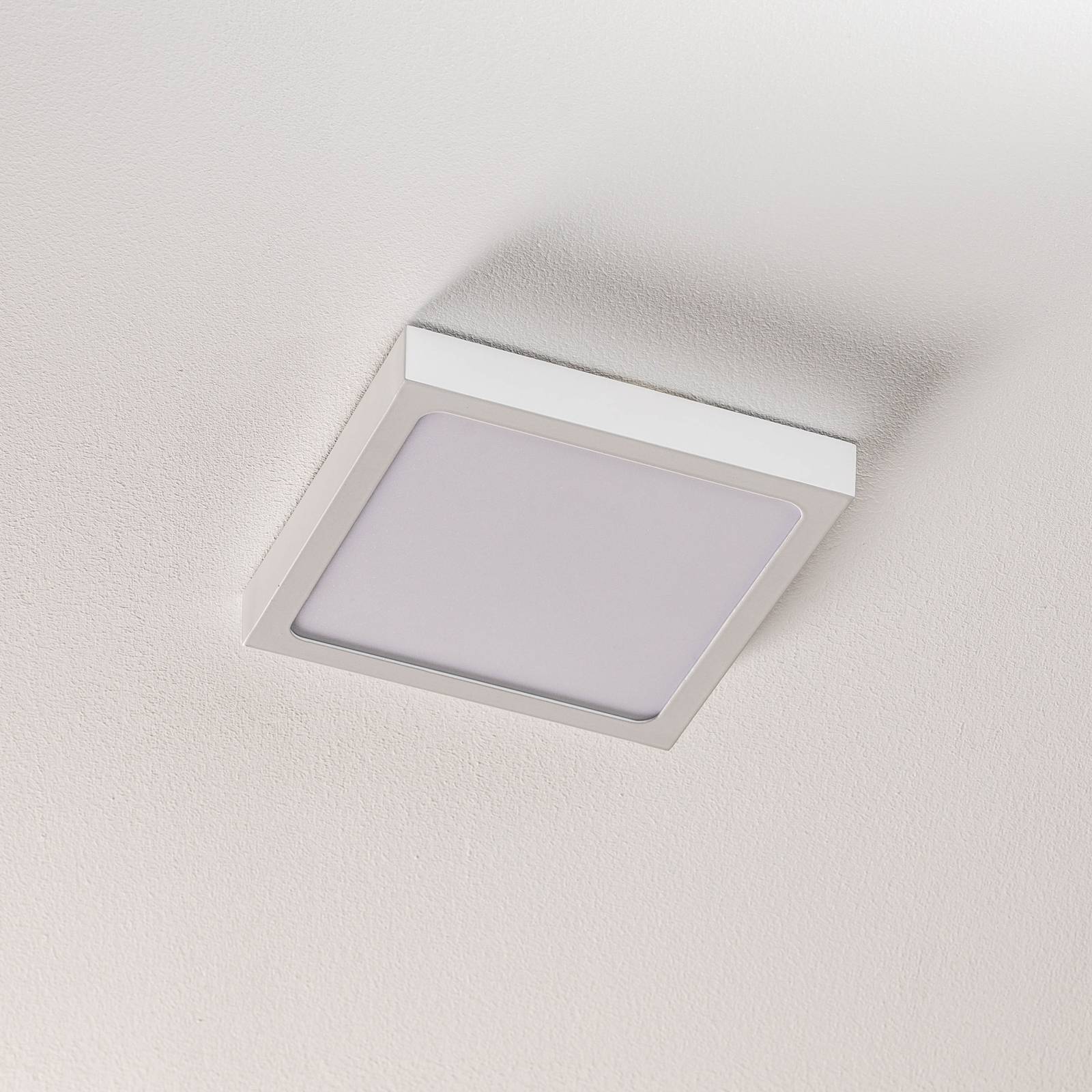 Levně LED nástěnné světlo Vika, čtverec, bílá, 18x18cm