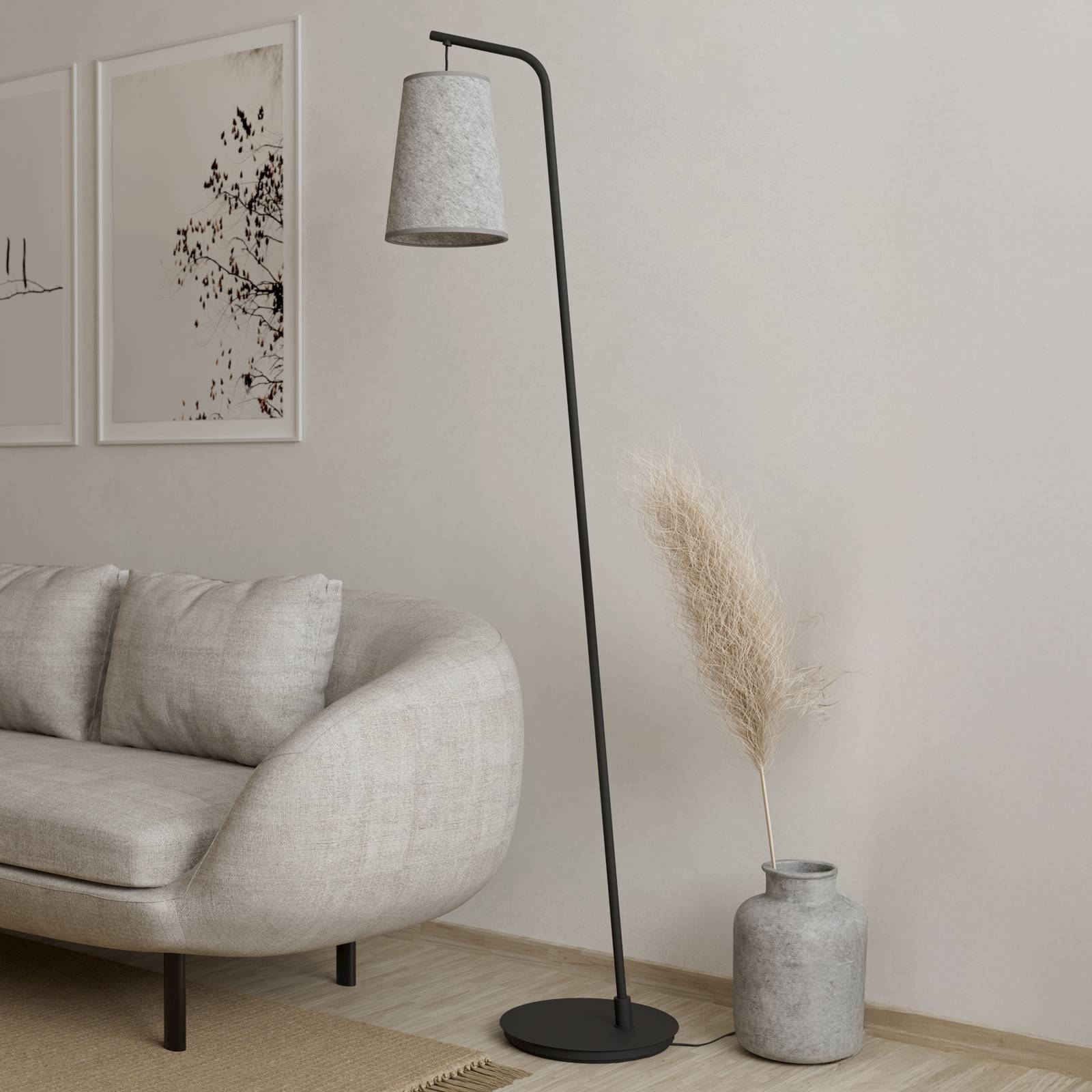 Lampa stojąca Alsager z filcowym kloszem