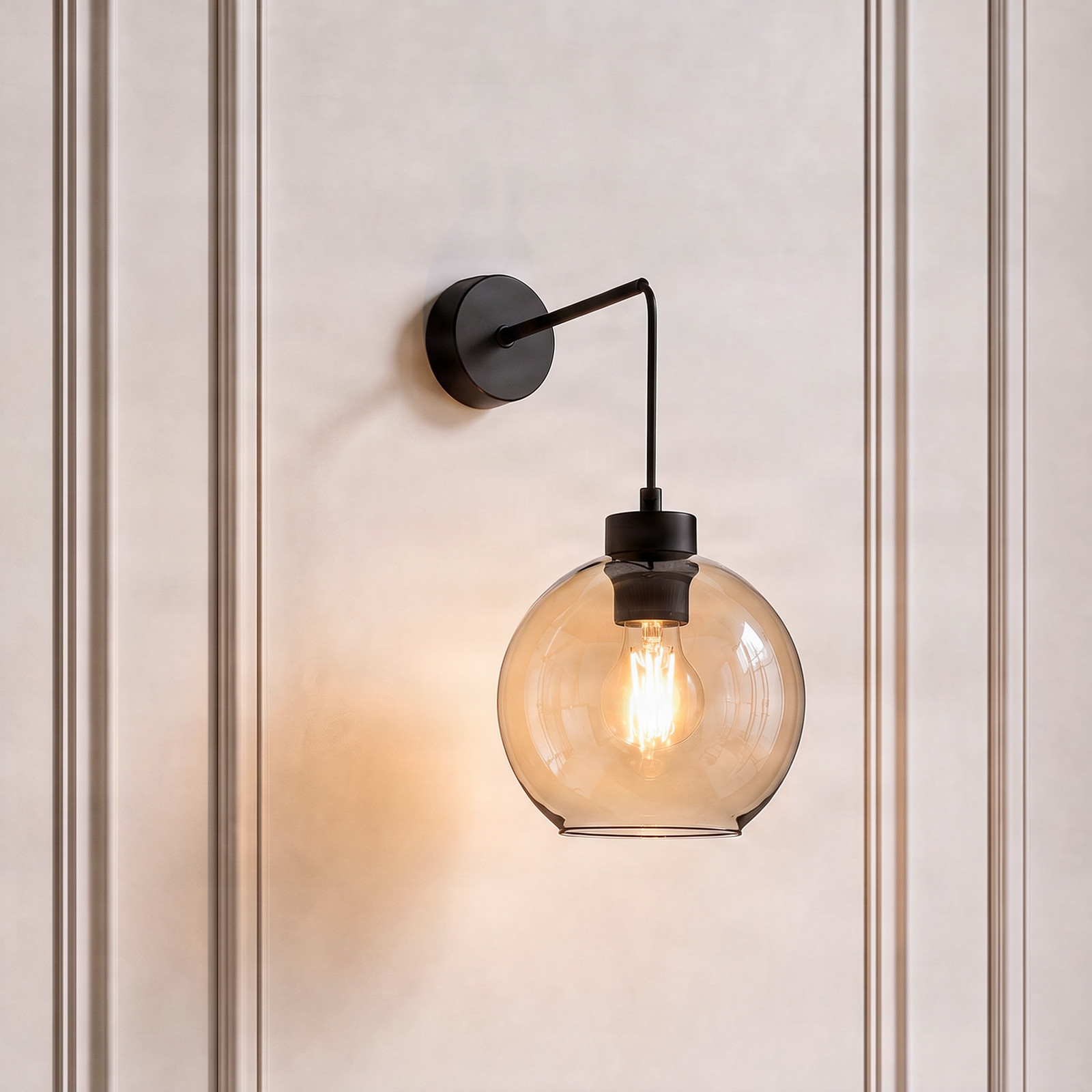 TK Lighting Zidna svjetiljka Cubus, crna/jantarna, staklo, Ø 18 cm, E27 - Dnevni boravak/blagovaonica - Moderan - crna, jantarna