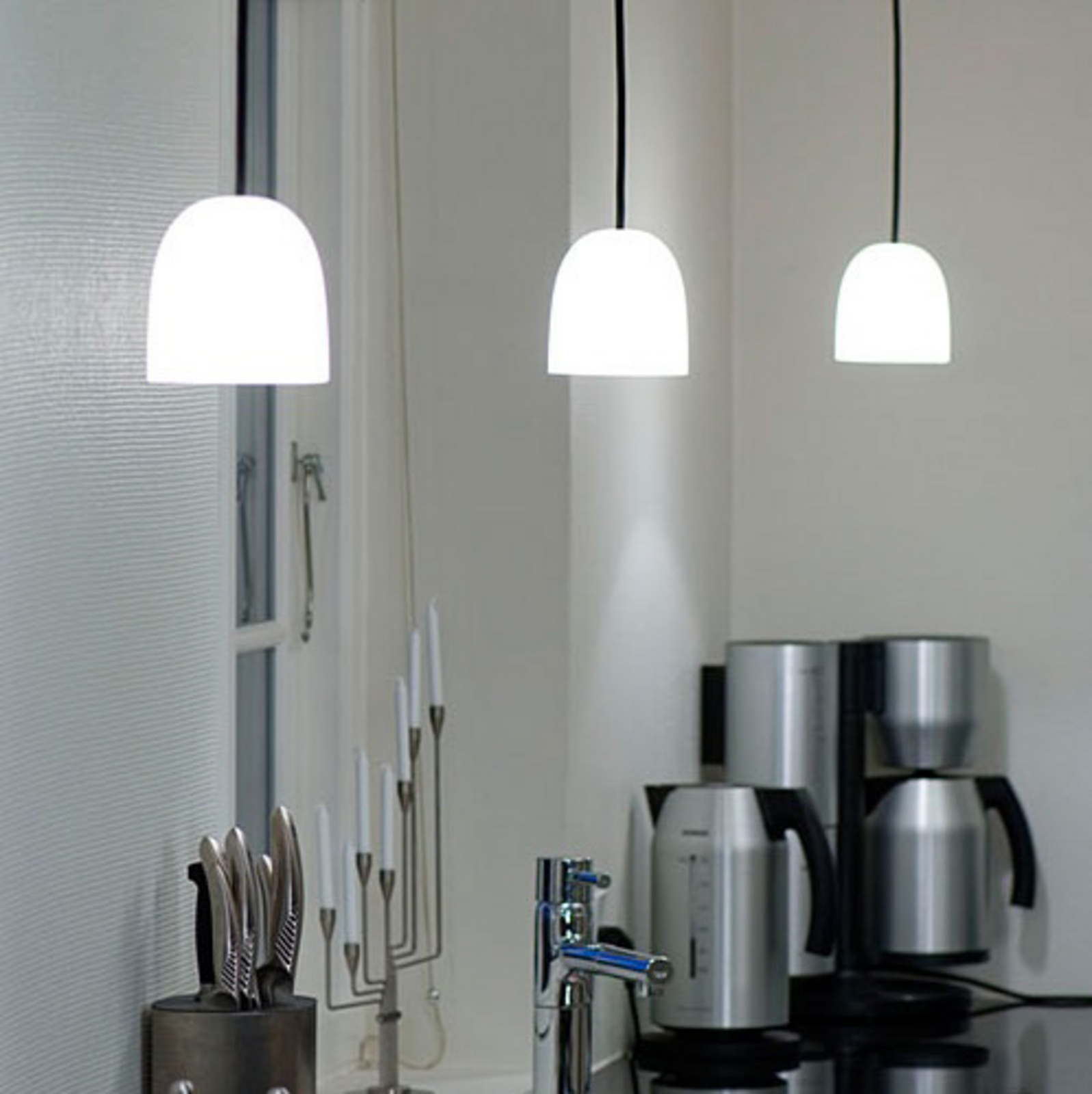 Super 115 Pakabinamas Šviestuvas Opalinis/Juodas Laidas - Piet Hein Super 115 Pakabinamas Šviestuvas Opalinis/Juodas Laidas - Piet Hein