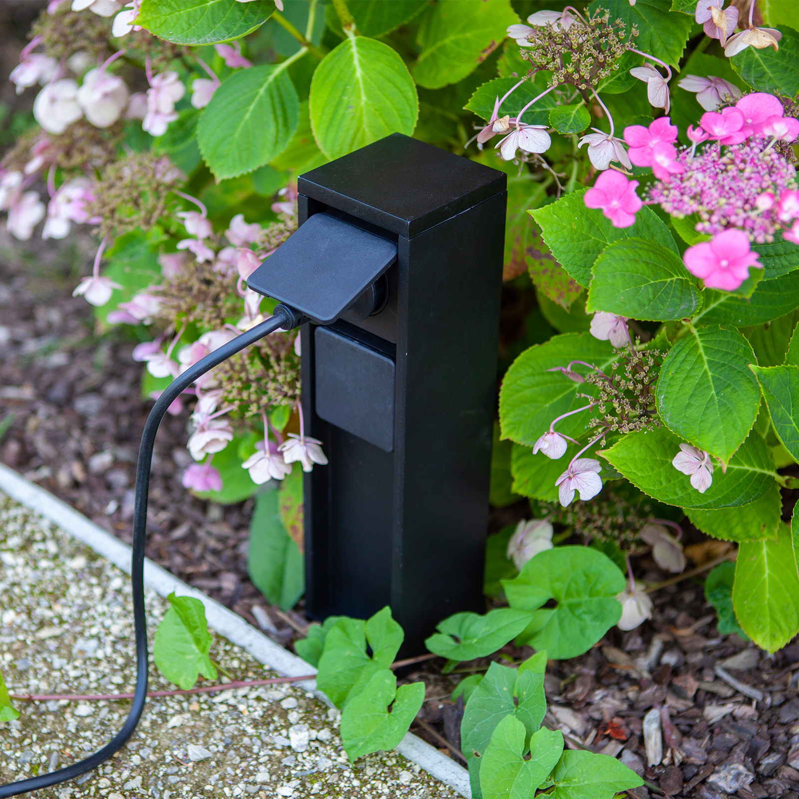 Steckdosensäule Mains, 2 Anschlüsse, max. 3.500 W