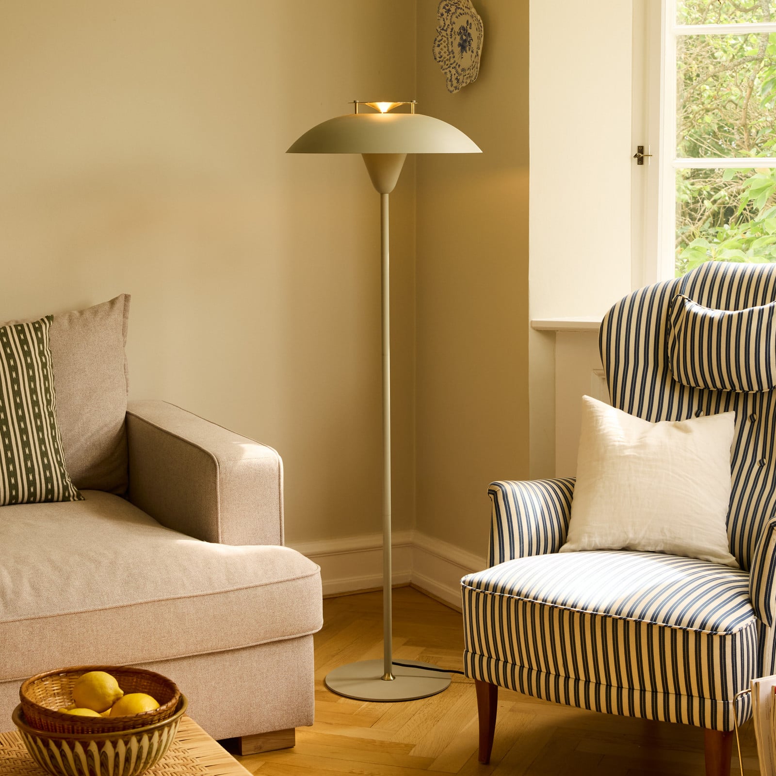 STEPP Stehleuchte, creme, Höhe 140 cm, Metall Halo Design - Wohnzimmer - Skandinavisch - Einflammig