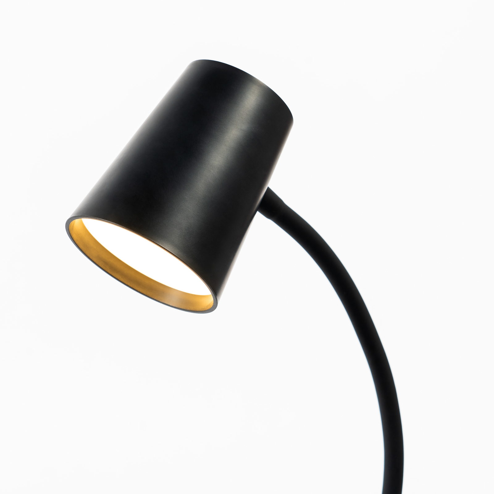 Lindby Ailina lámpara mesa LED pie de pinza, negro