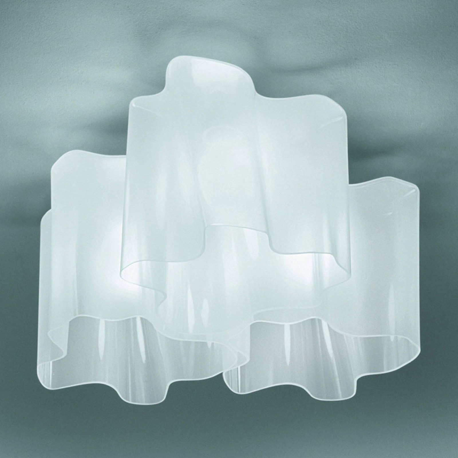 Artemide Logico ceiling lamp 3-bulb 120° 66x66 cm