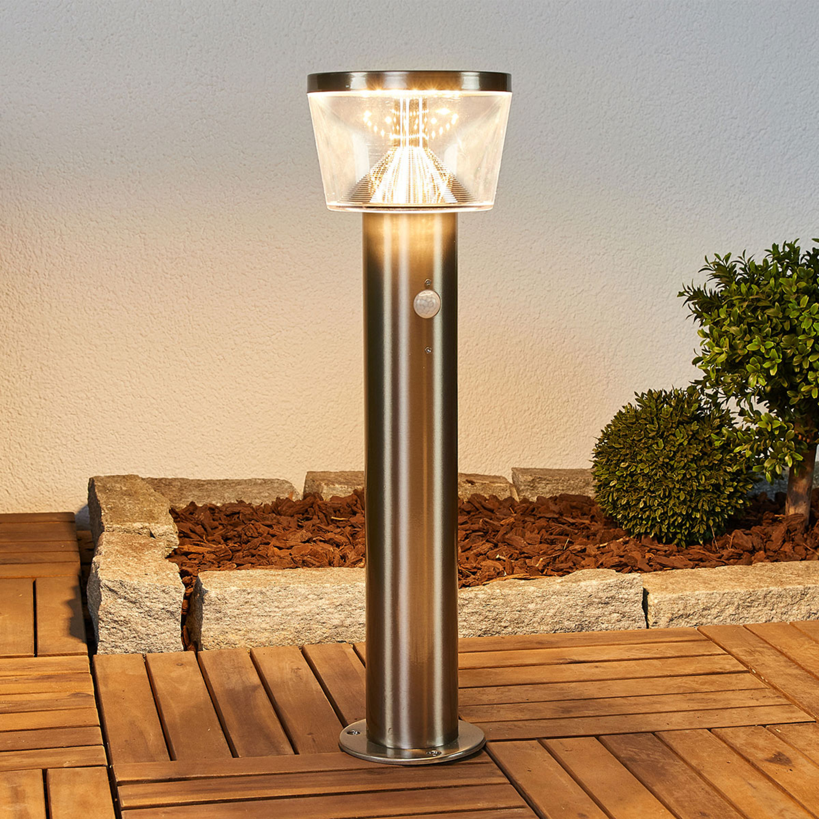 Lindby LED solar pillar light Antje, motion detector, stainless steel, polycarbonate, 6 W, energy efficiency: A+, H: 54 cm