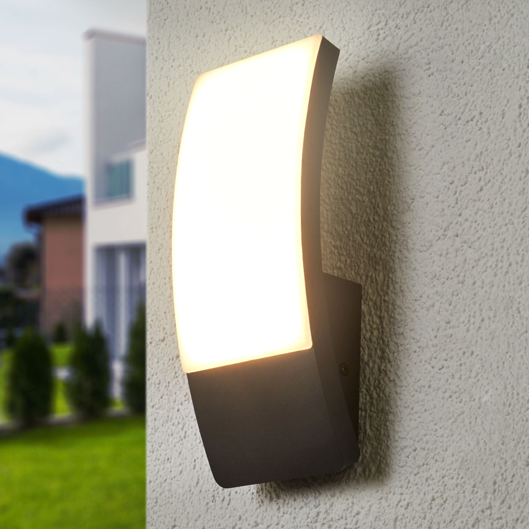Lucande Curved LED outdoor wall light Siara, dark grey, aluminium, polycarbonate, 8.6 W, energy efficiency: A+, W: 12.5 cm, H: 28.7 cm