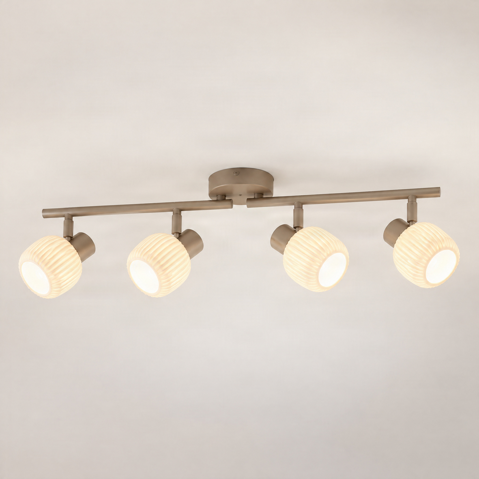 Downlight Nola Evey, longitud 83 cm, 4 luces, blanco/beige