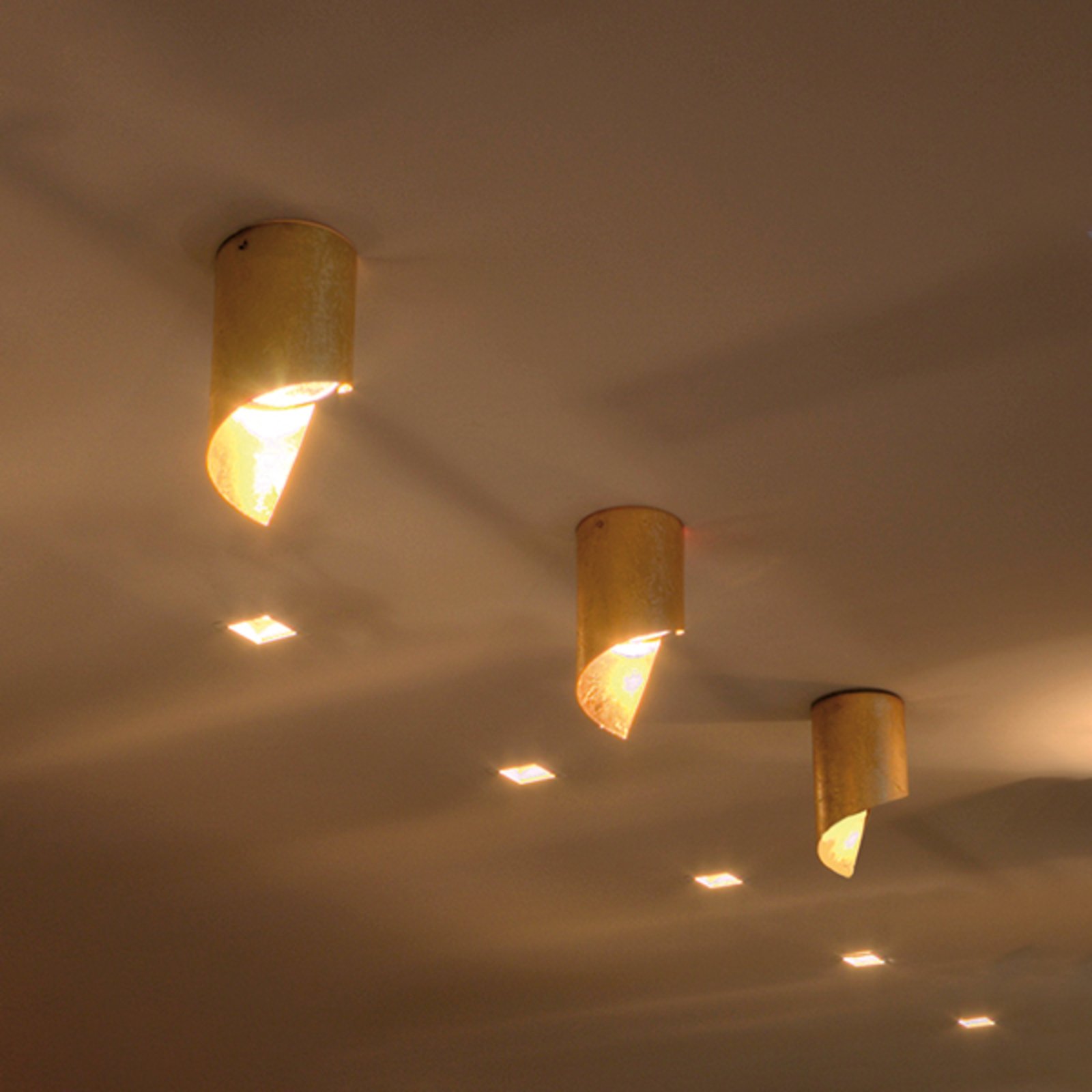 Knikerboker Hué LED plafondlamp 8x15cm bladgoud