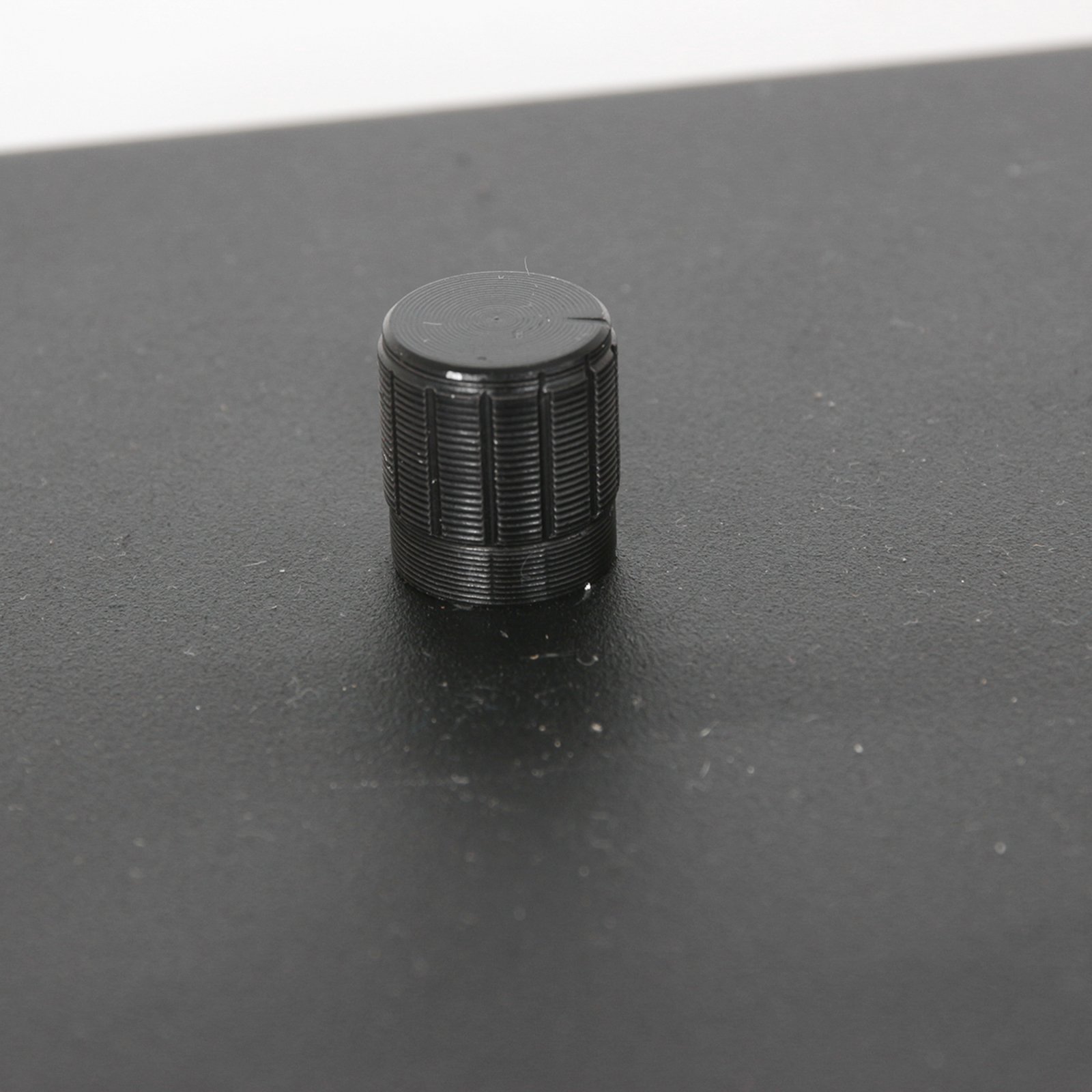 Настолна лампа Stang, черна/кафява, височина 51 cm, корк