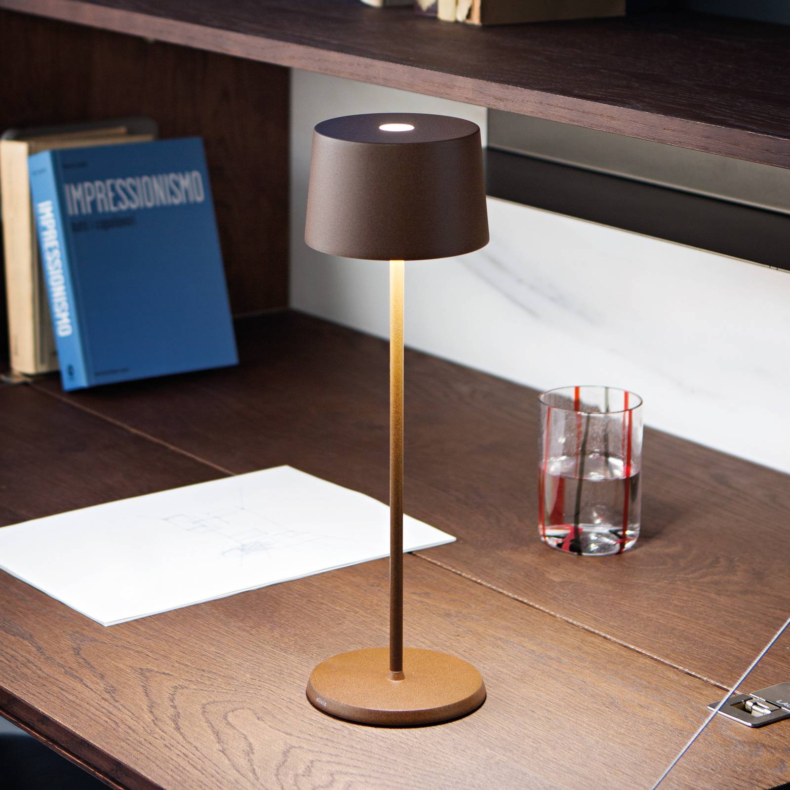 Zafferano Olivia 3K Lampe de table à accu IP65 corten