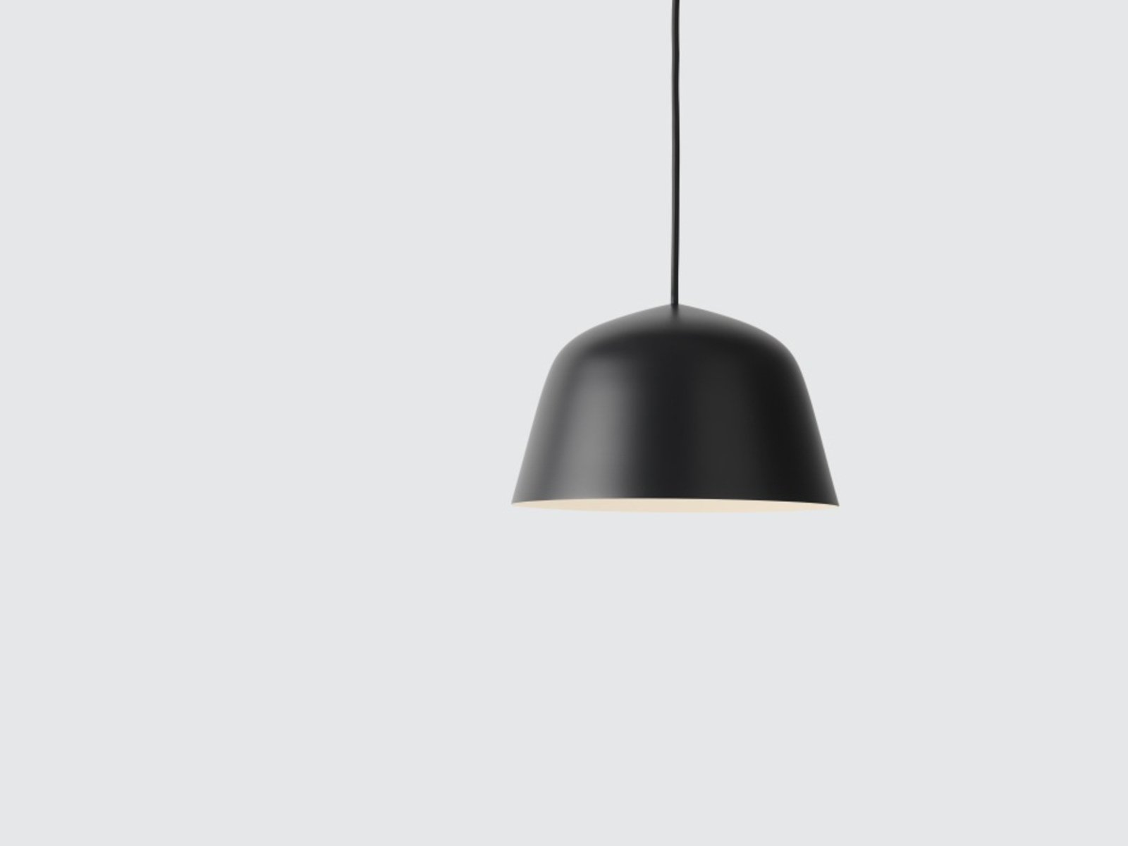 Ambit Lustră Pendul Ø25 Black - Muuto