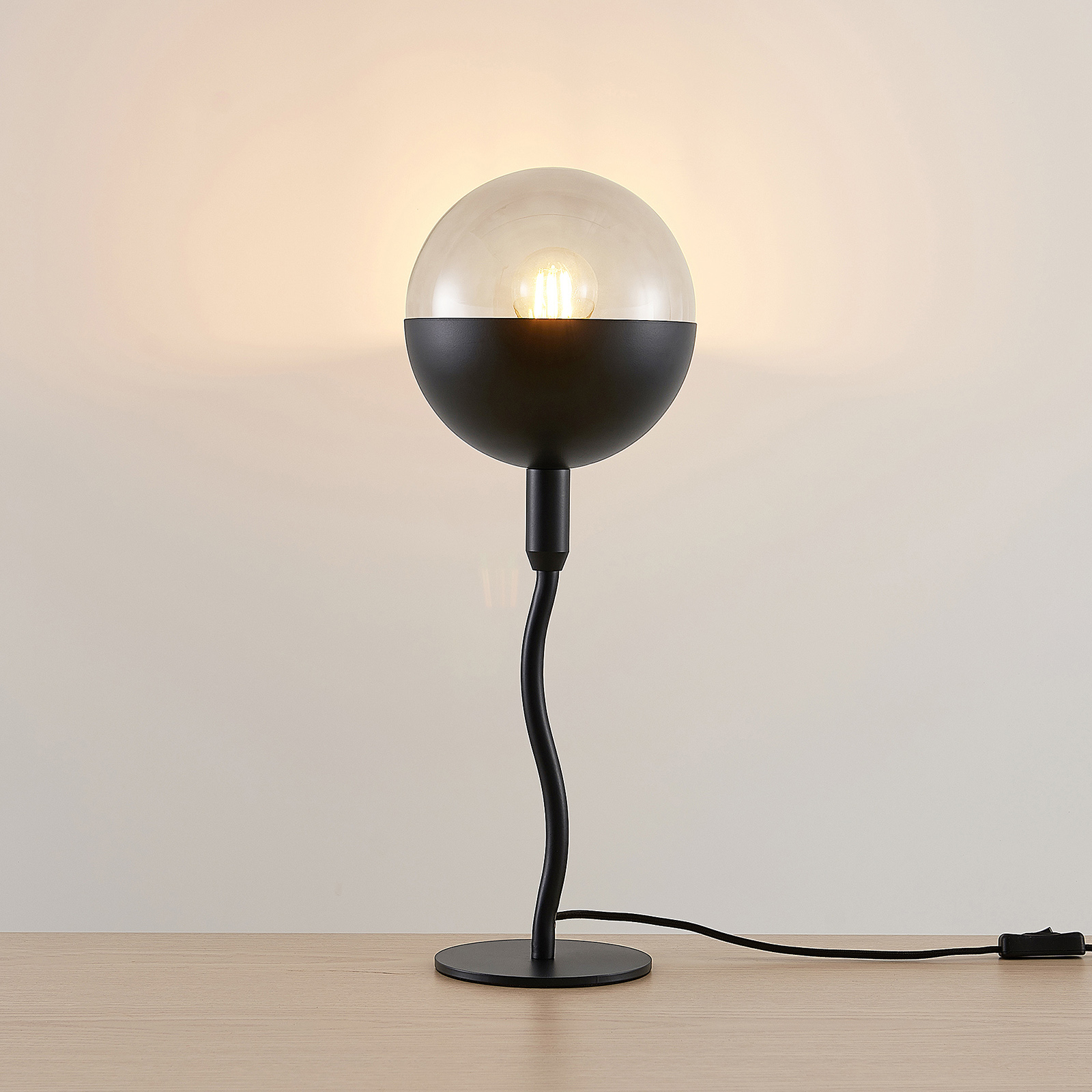 Lucande Dustian table lamp, glass sphere